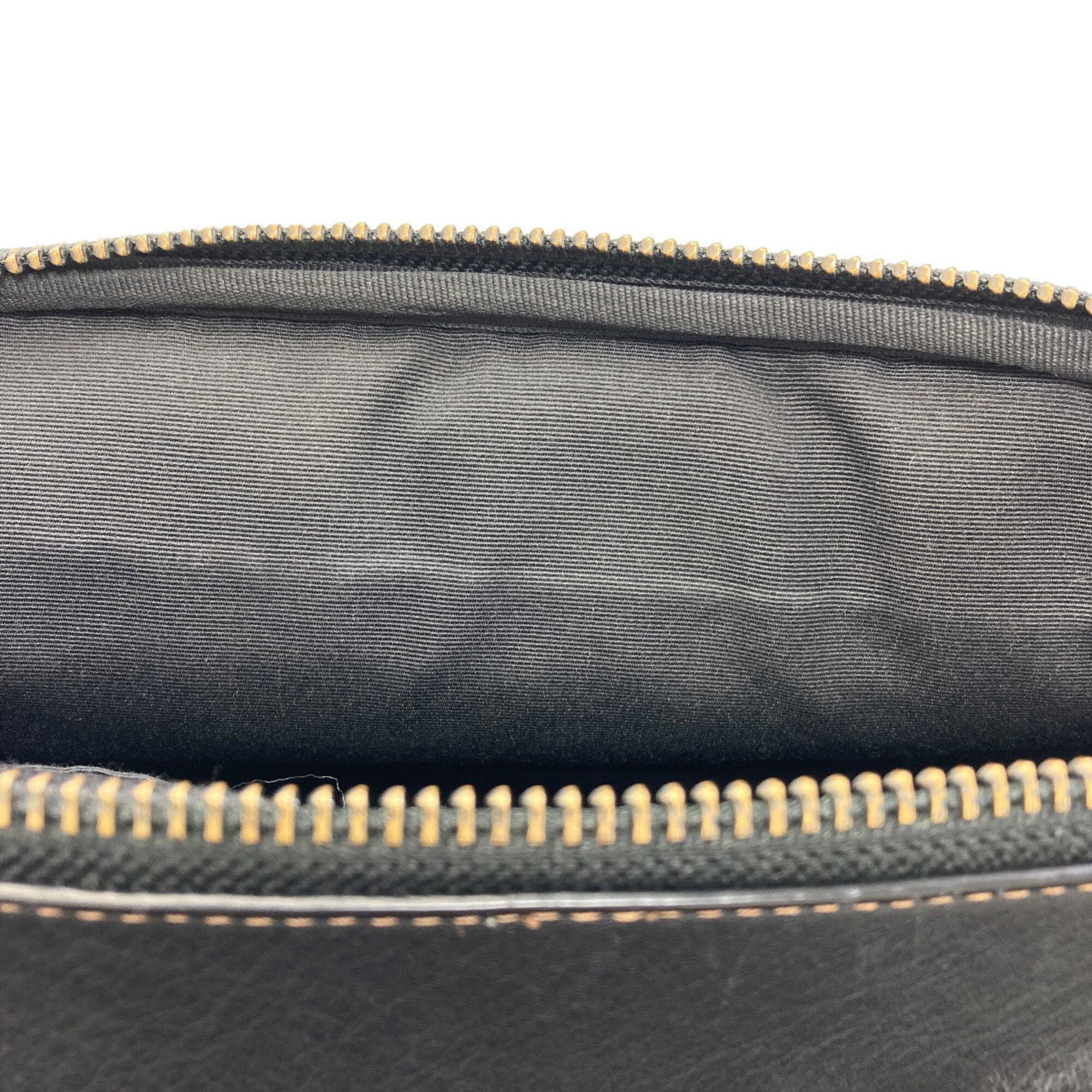 Coach Black Leather Shoulder Bag (Pre-Owned)