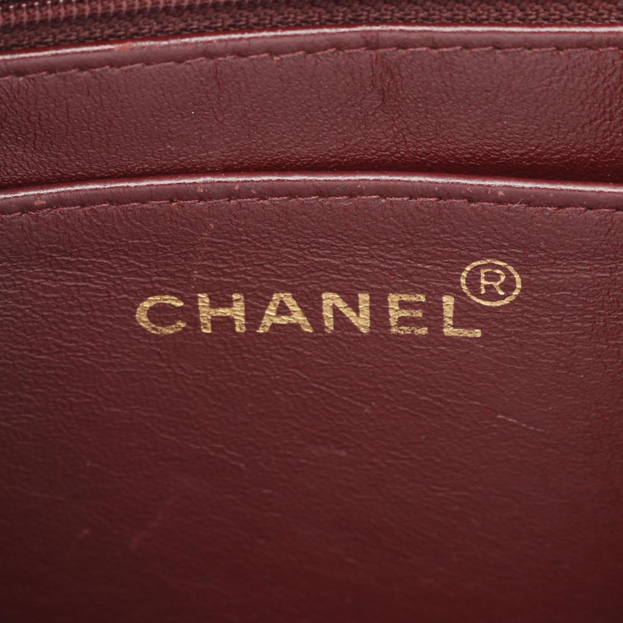 Chanel Black Leather Shoulder Bag (Pre-Owned)