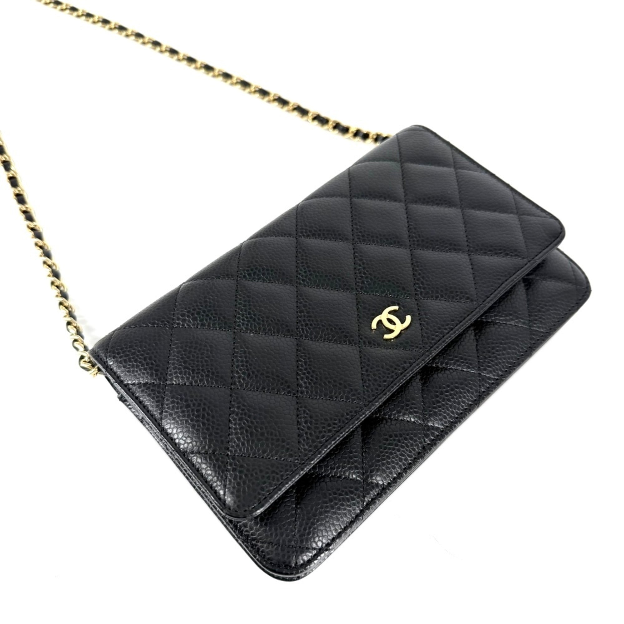 Chanel Matelasse Black Grained Calfskin Shoulder Bag (Pre-Owned)
