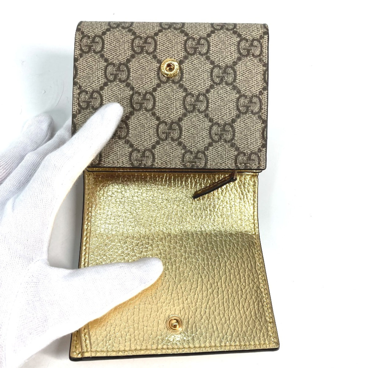 Gucci Gold Leather Wallet (Bi-Fold) (Pre-Owned)