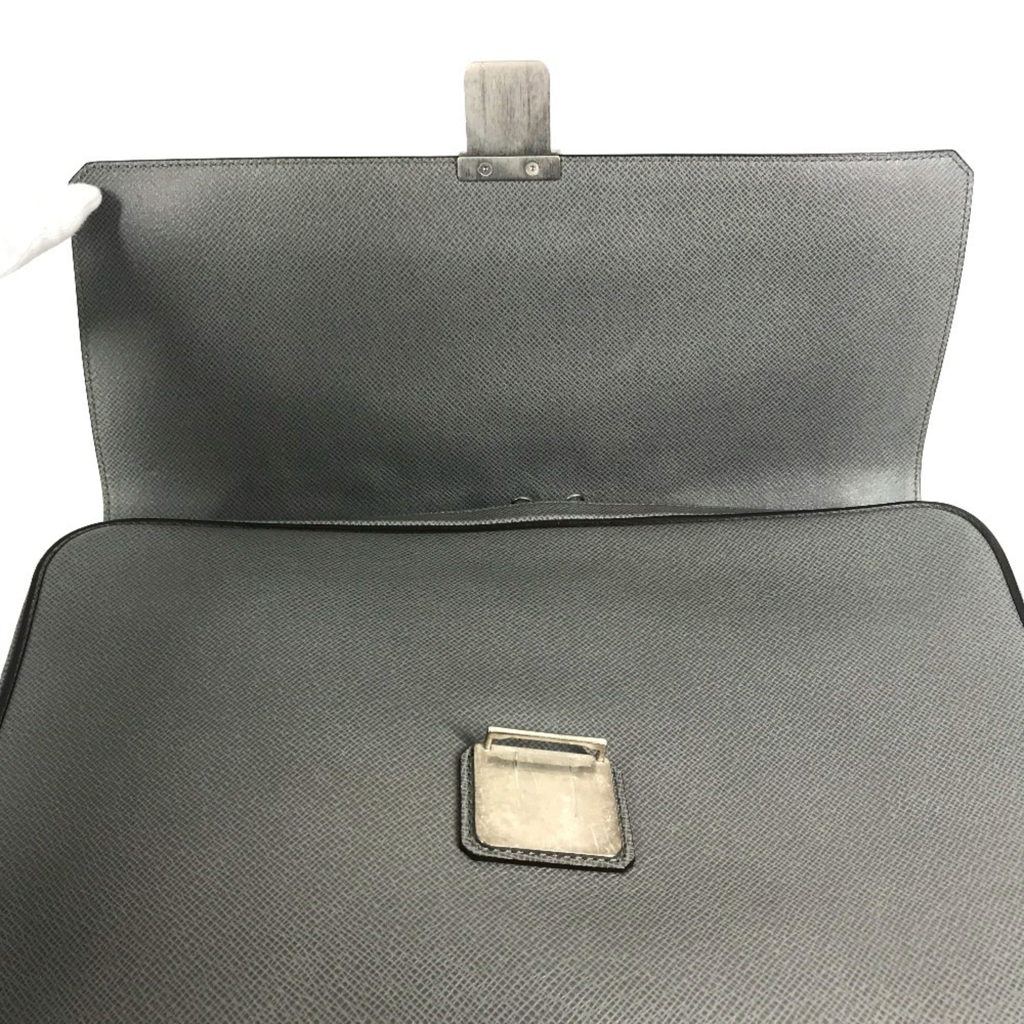 Louis Vuitton Glacier Gray Taiga Leather Briefcase Shoulder Bag (Pre-Owned)