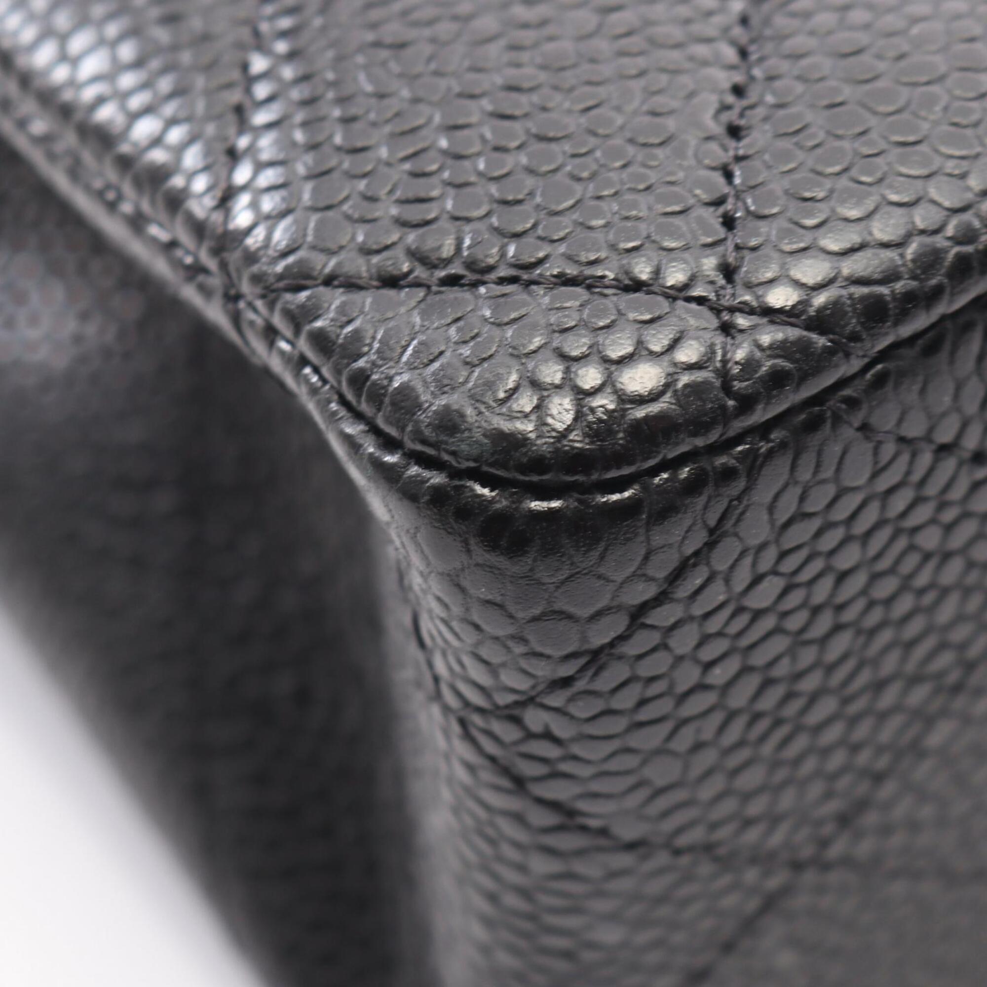 Chanel Black Grained Calfskin Handbag Shoulder Bag (Pre-Owned)