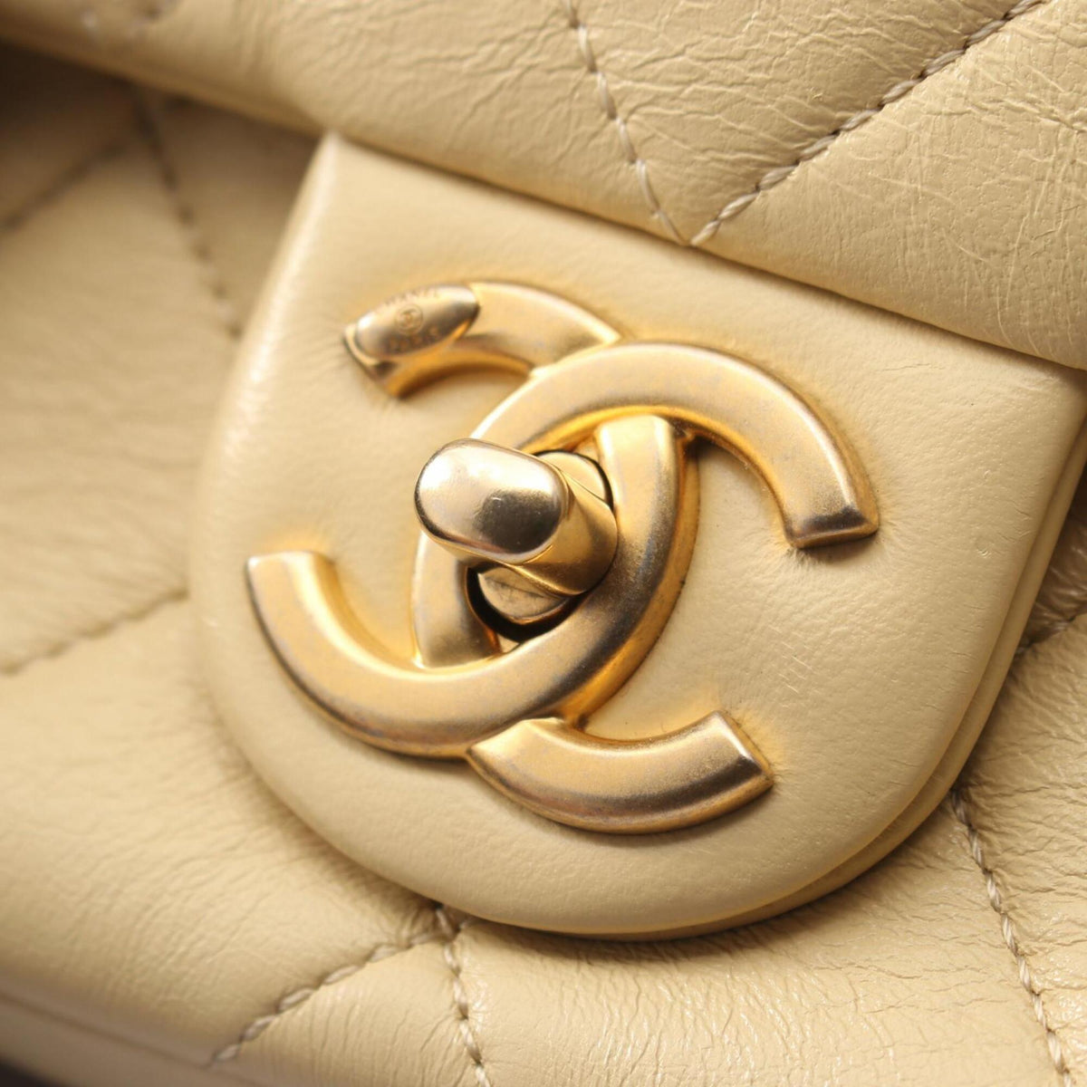 Chanel Yellow Leather Handbag Shoulder Bag (Pre-Owned)