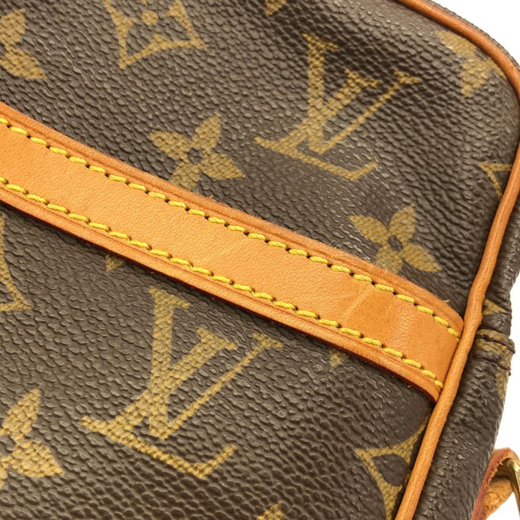 Louis Vuitton Marron Coated Canvas Shoulder Bag (Pre-Owned)