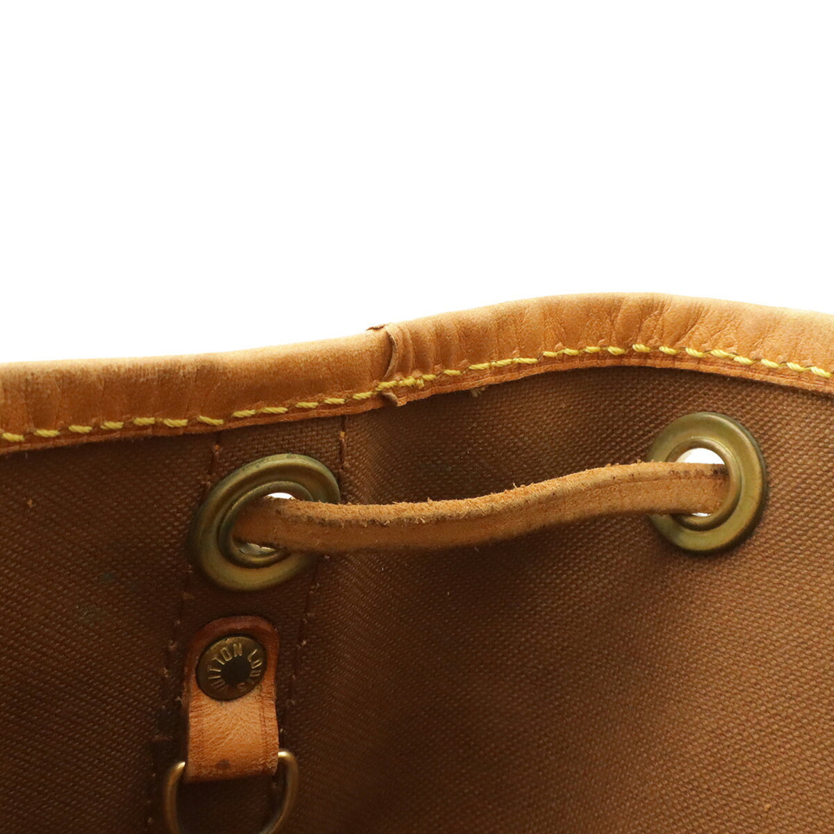 Louis Vuitton Brown Monogram Canvas Shoulder Bag (Pre-Owned)