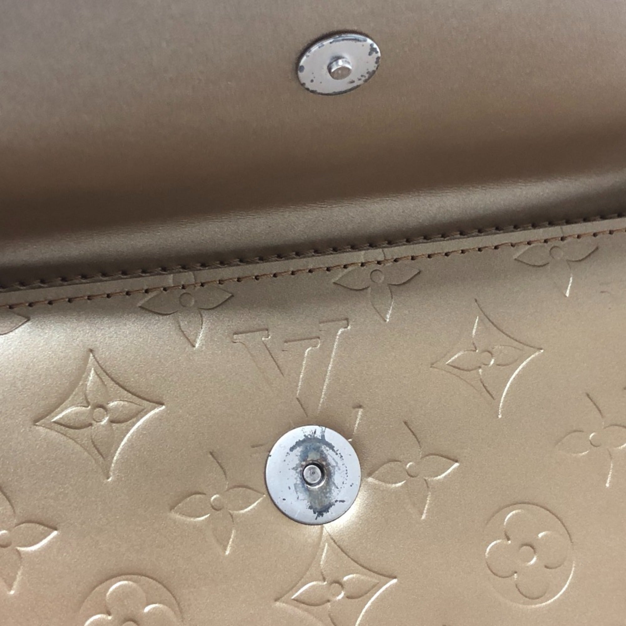 Louis Vuitton Beige Monogram Mat Shoulder Bag (Pre-Owned)