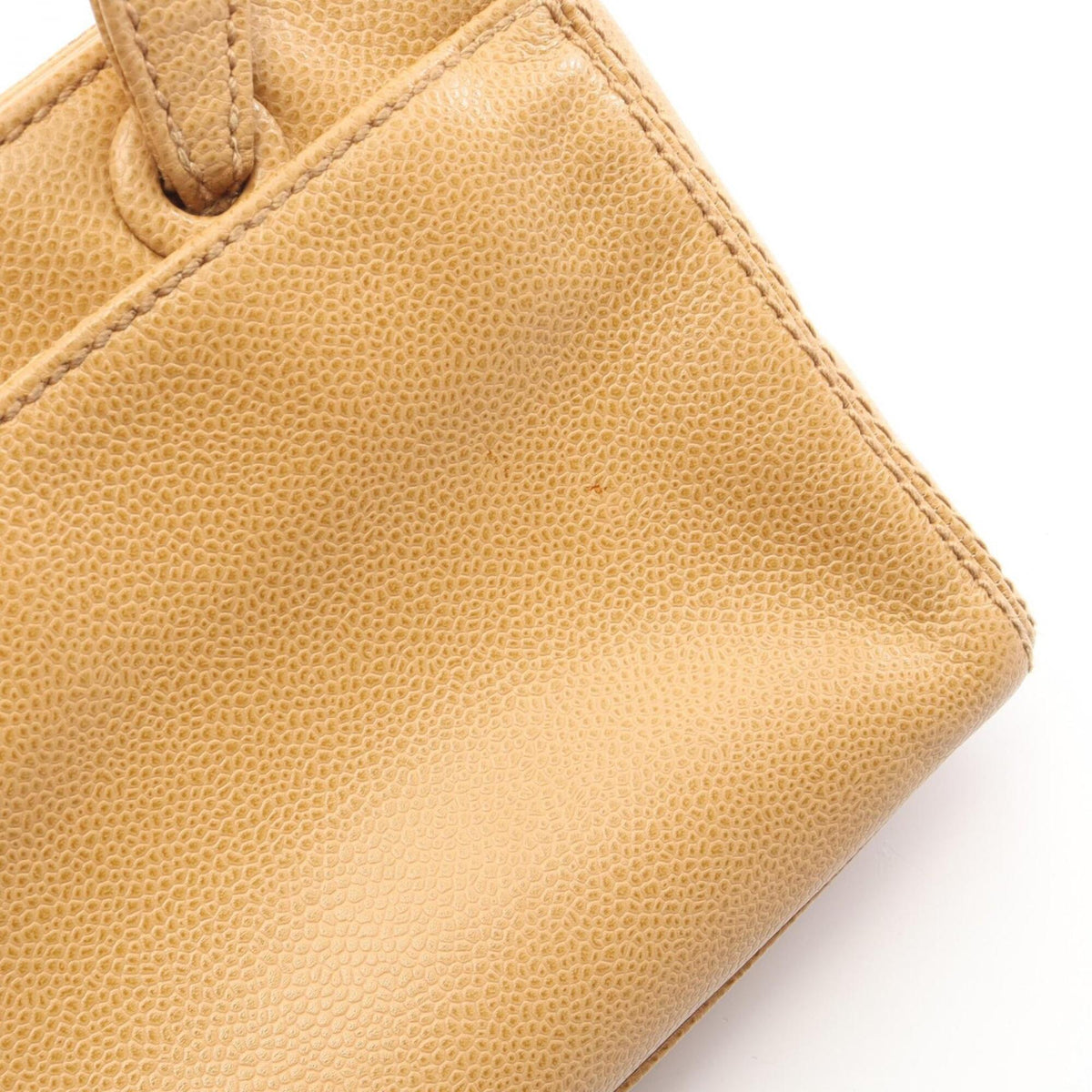 Chanel Beige Leather Handbag (Pre-Owned)