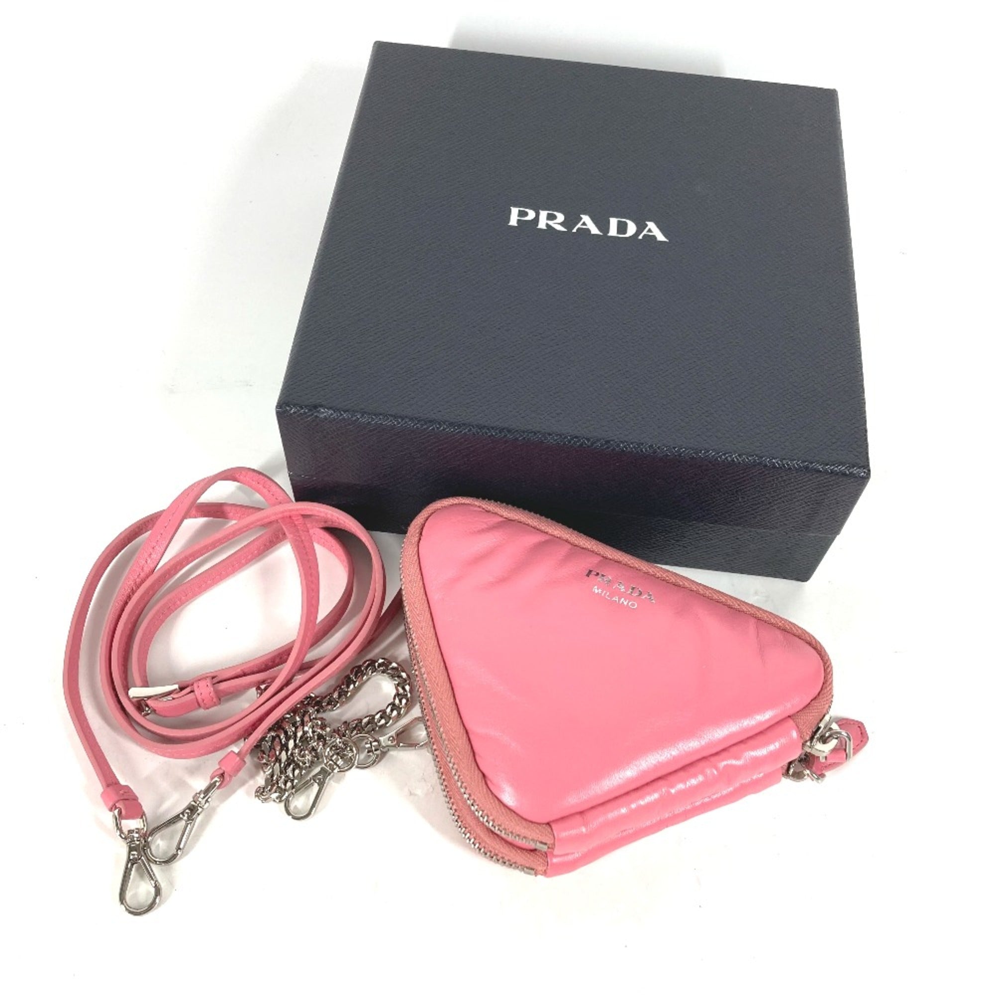 Prada Pink Leather Shoulder Bag (Pre-Owned)