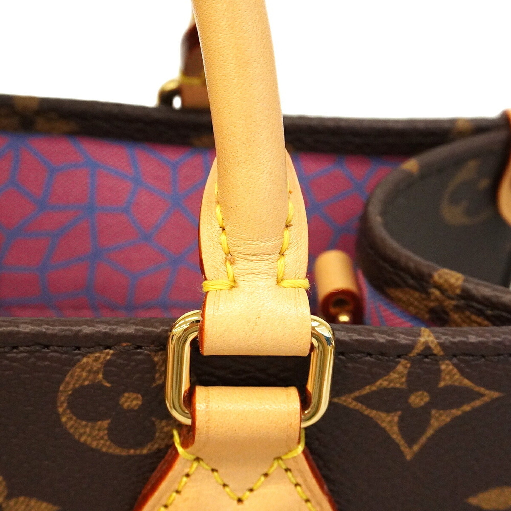 Louis Vuitton Brown Red Color Handbag (Pre-Owned)