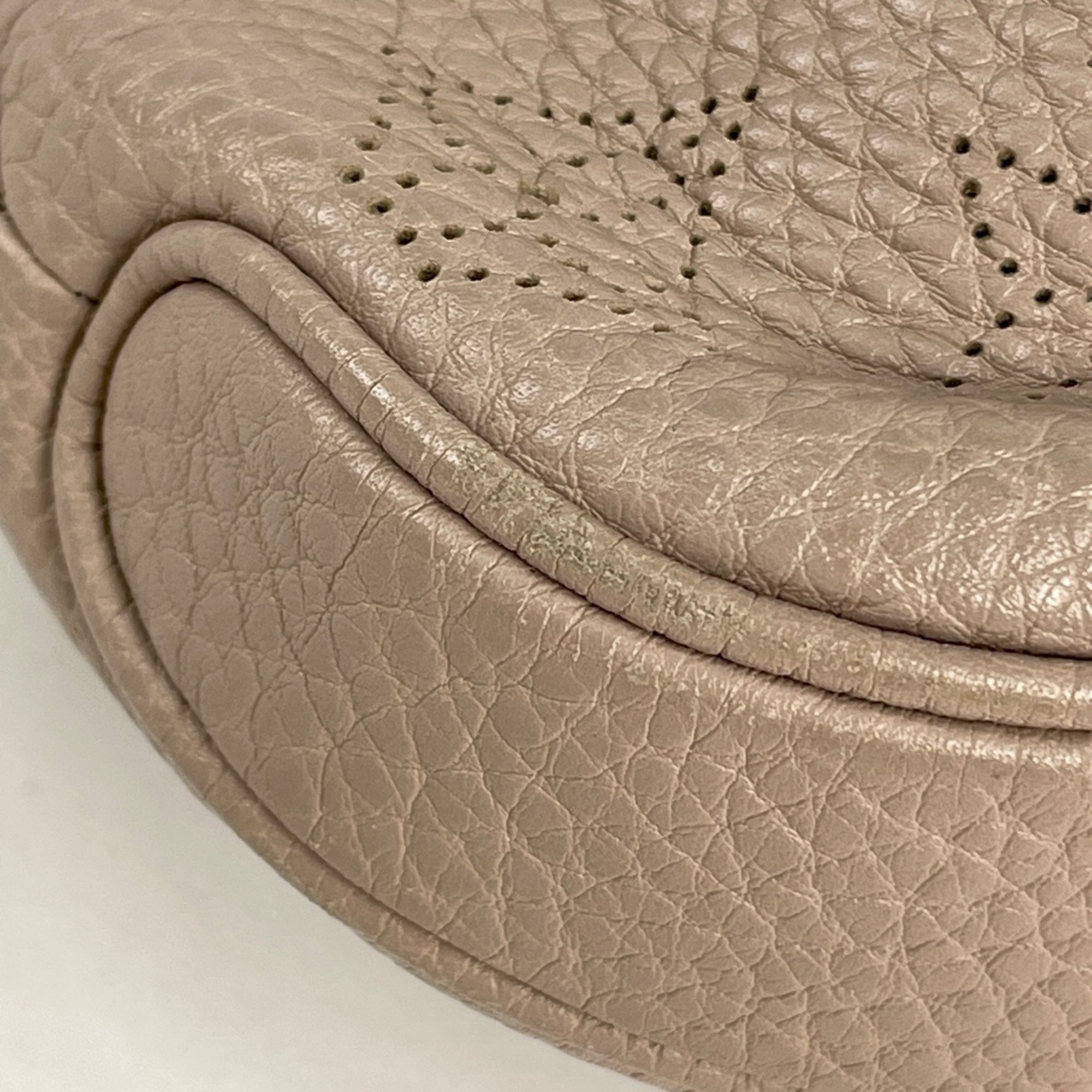 Louis Vuitton Beige Sable Monogram Shoulder Bag (Pre-Owned)