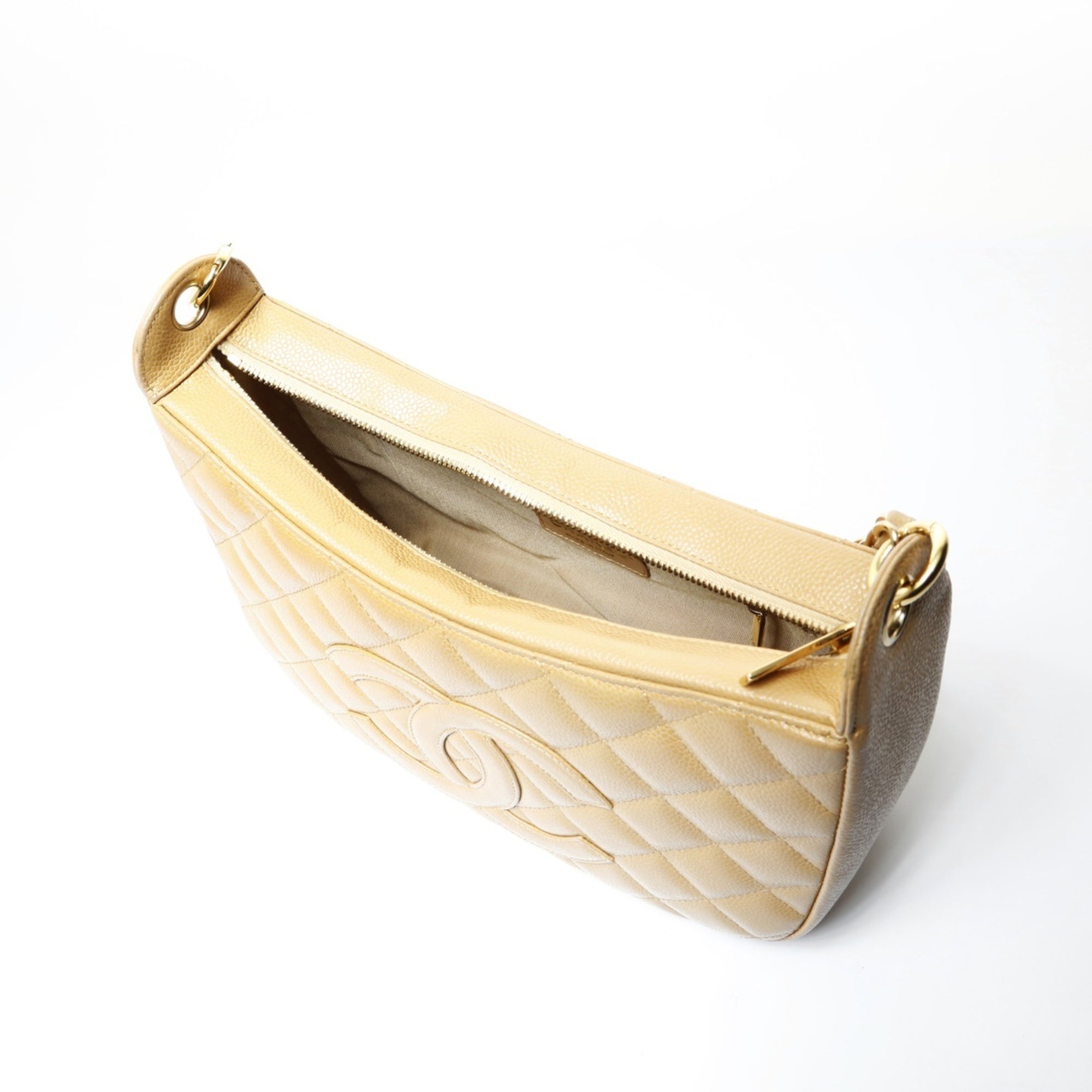 Chanel Beige Grained Calfskin Shoulder Bag (Pre-Owned)
