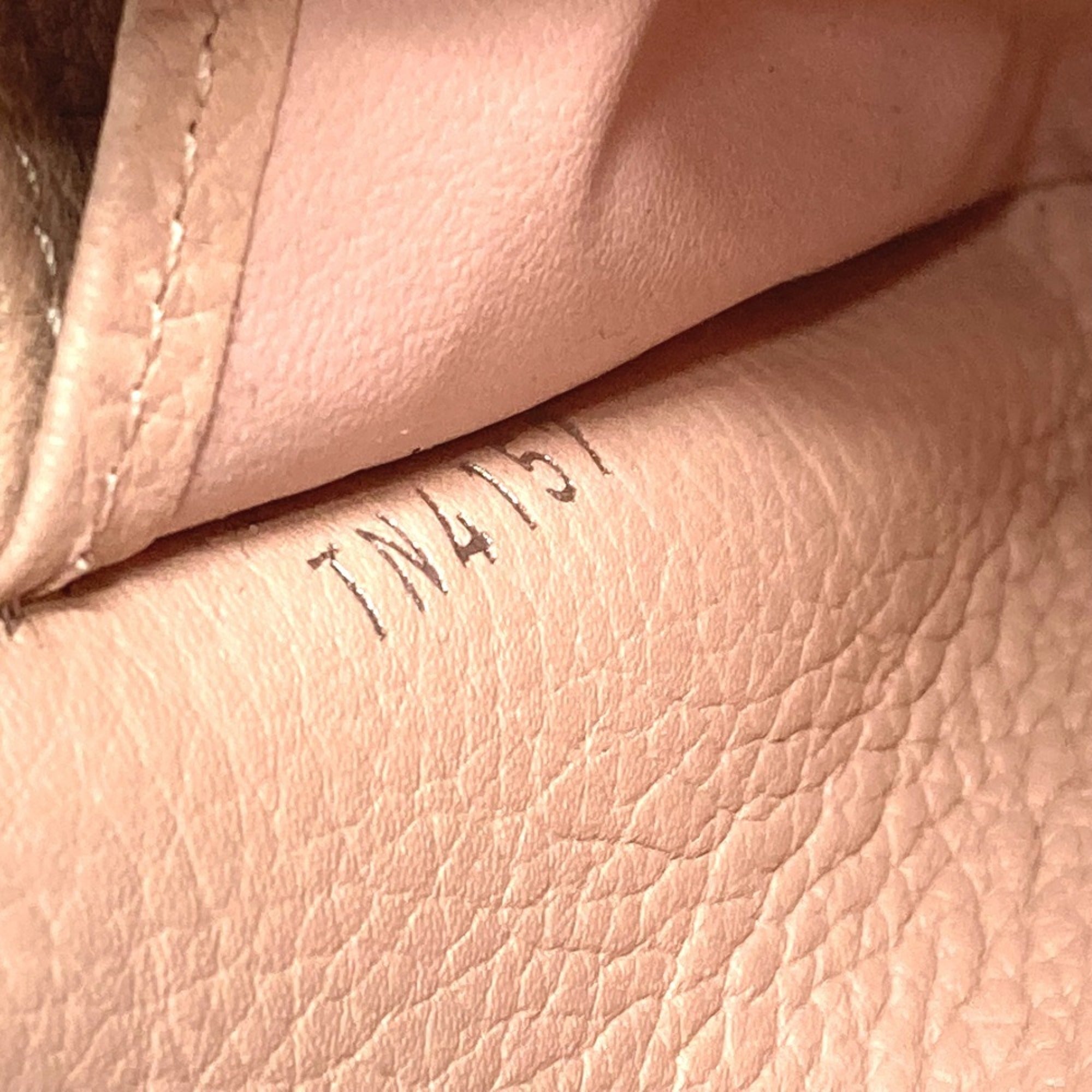 Louis Vuitton Magnolia Pink Mahina Leather Long Wallet (Bi-Fold) (Pre-Owned)