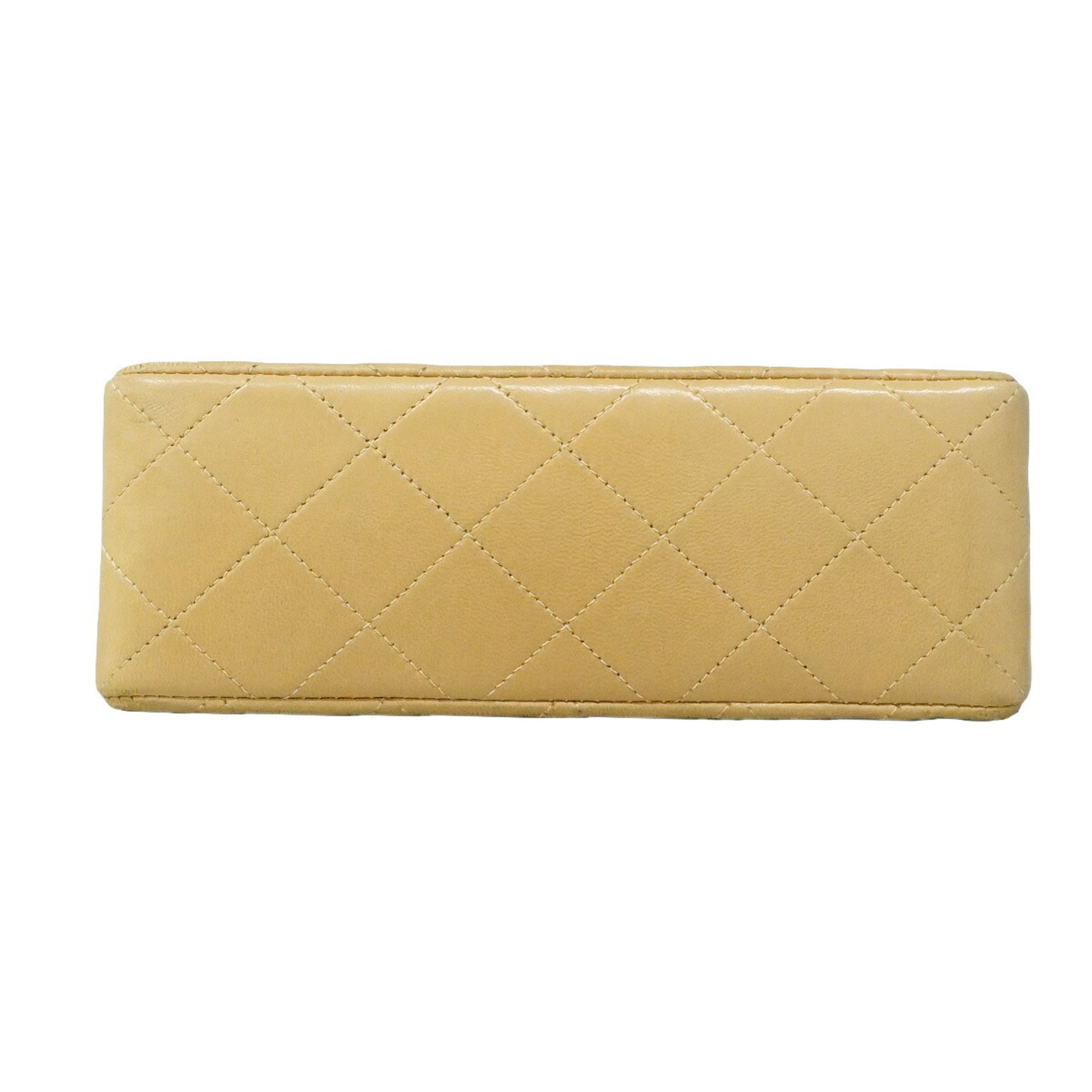 Chanel Beige Leather Shoulder Bag (Pre-Owned)