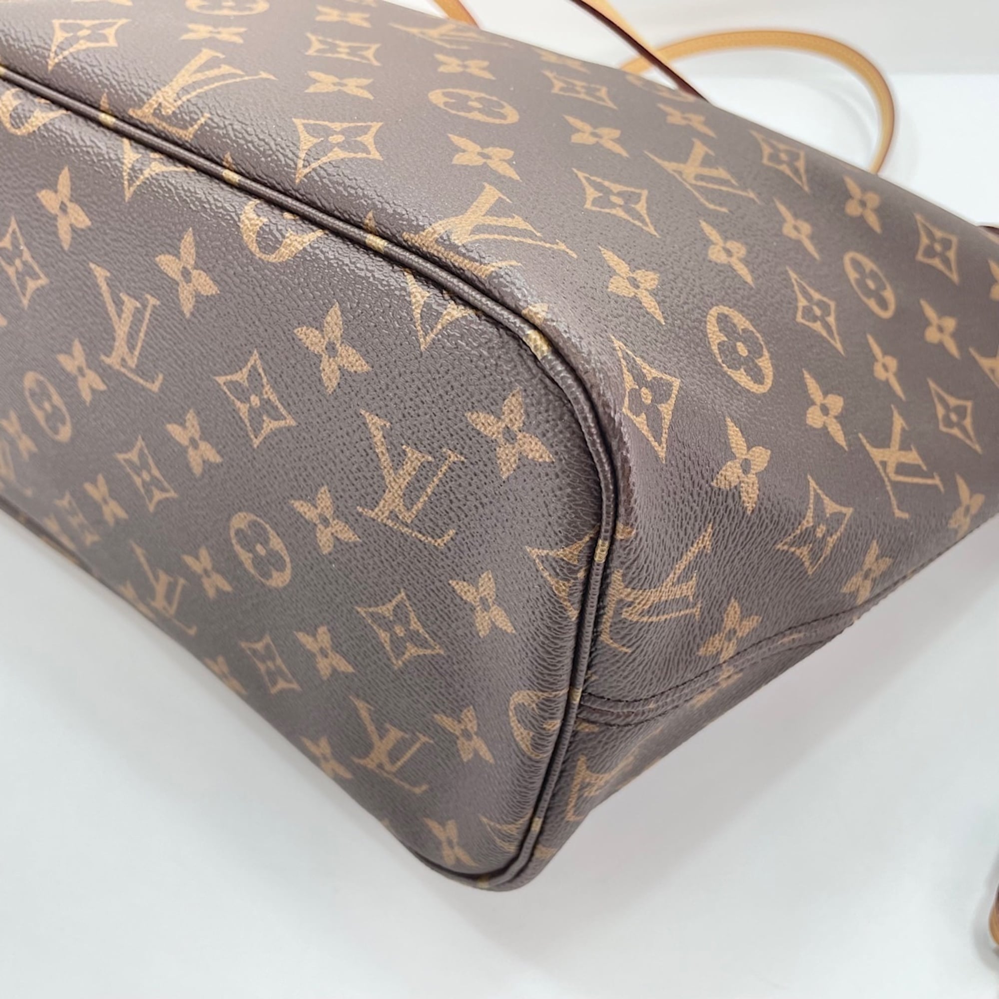 Louis Vuitton Brown Tote Bag (Pre-Owned)