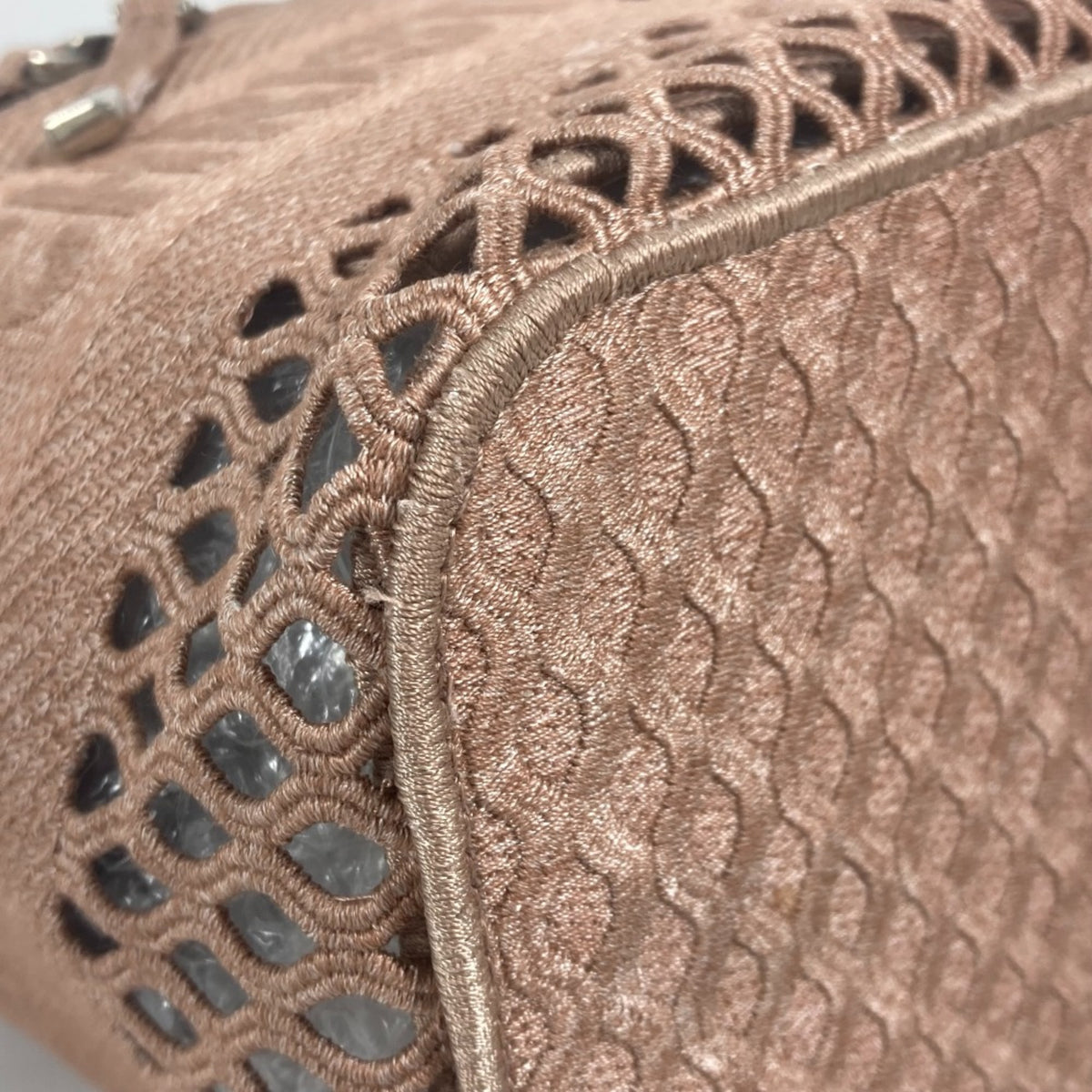 Christian Dior Pink Cloth Handbag (Pre-Owned)