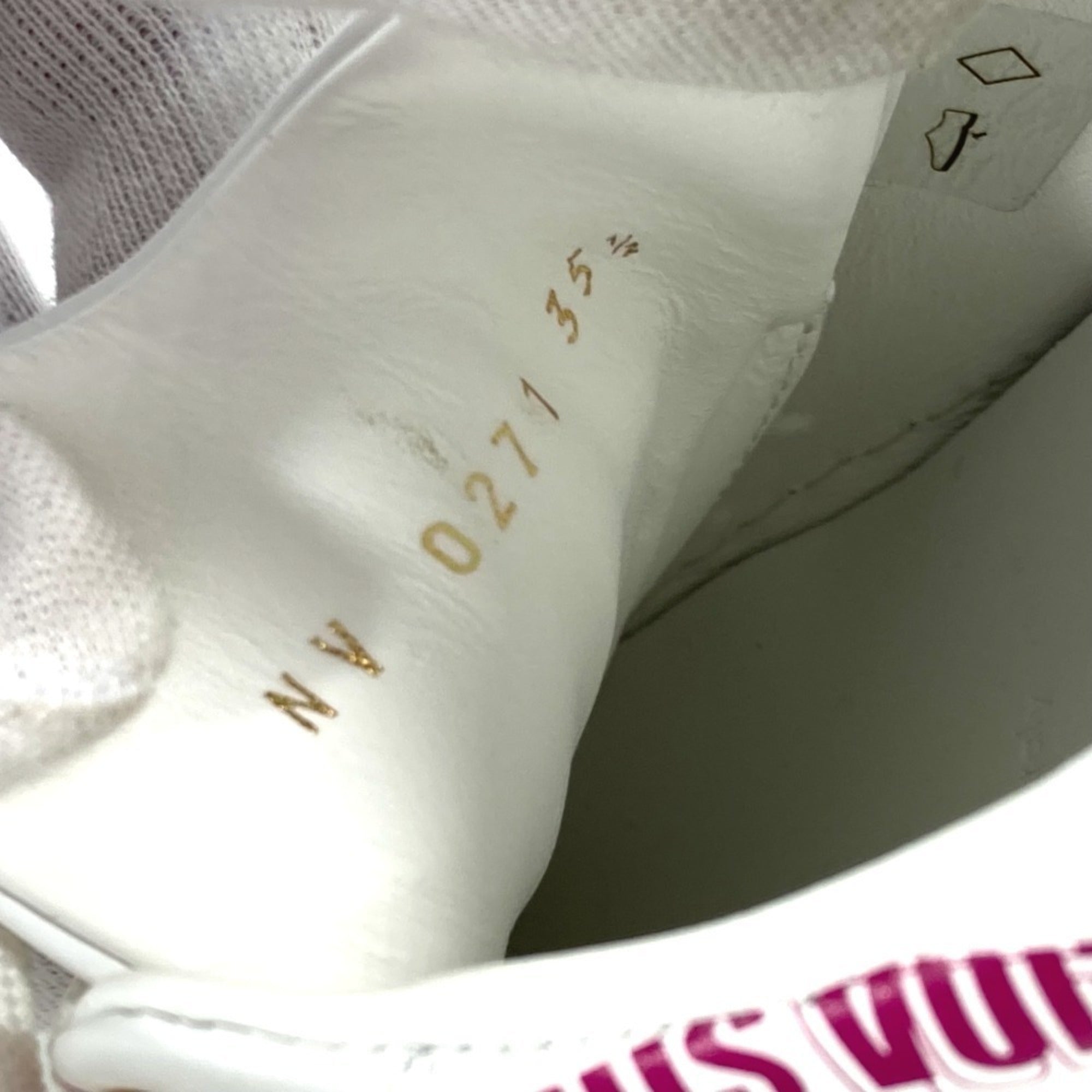 Louis Vuitton Pink White Sneakers (Pre-Owned)