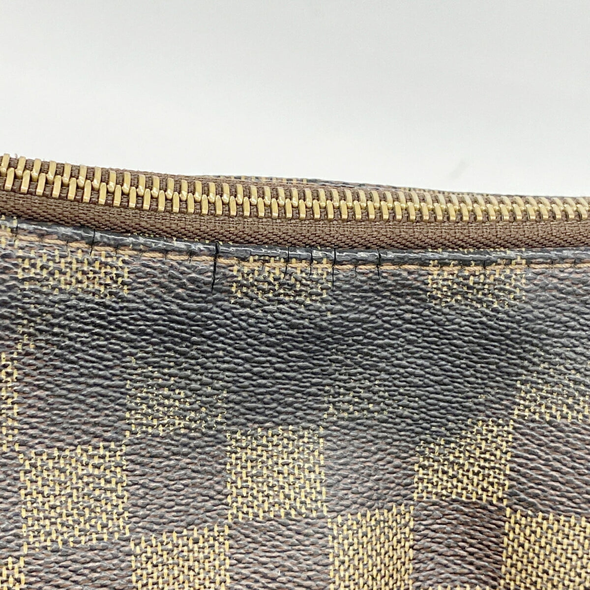 Louis Vuitton Ebene Shoulder Bag (Pre-Owned)