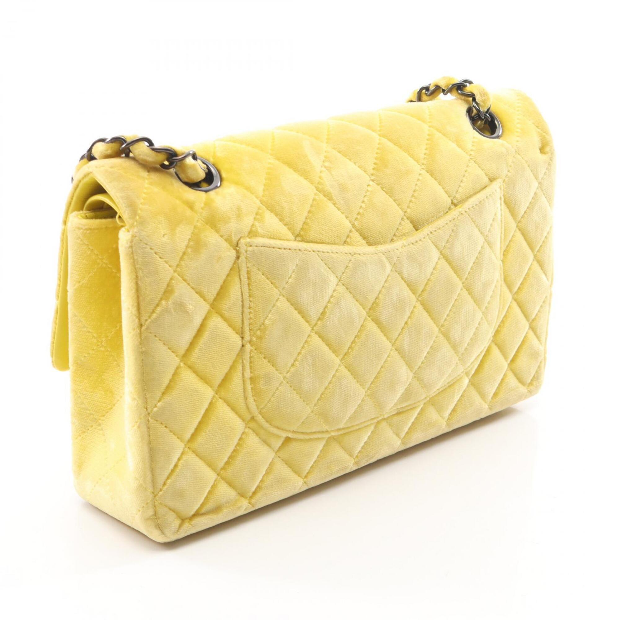 Chanel Yellow Fabric Handbag Shoulder Bag (Pre-Owned)