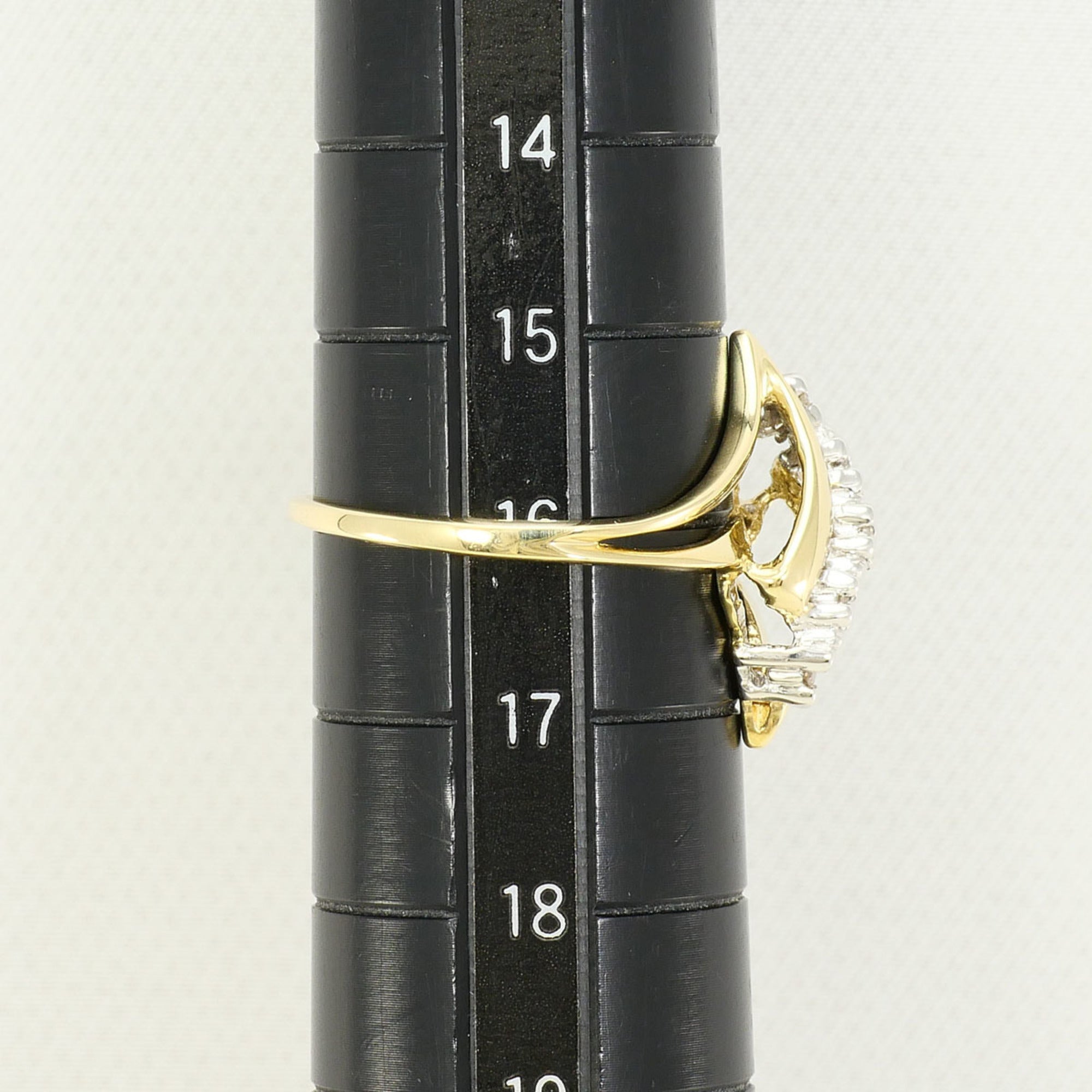 Unbranded White Gold Yellow Gold White Gold (10K) Yellow Gold (10K) Band Ring (Pre-Owned)