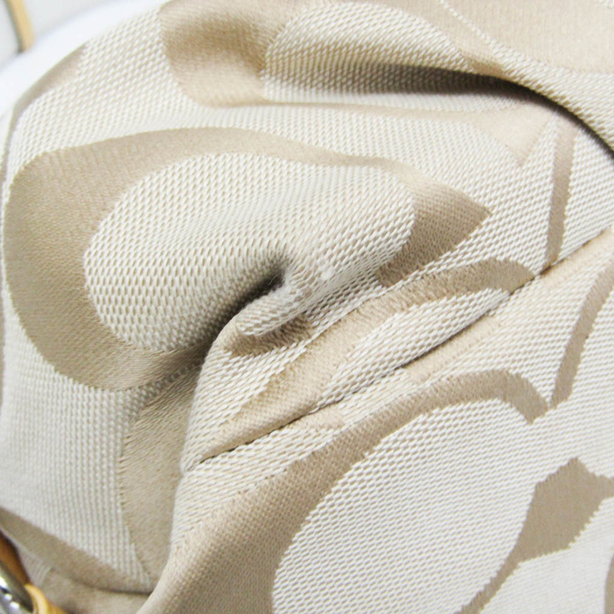 Coach Signature Light Beige Canvas Leather Shoulder Bag (Pre-Owned)