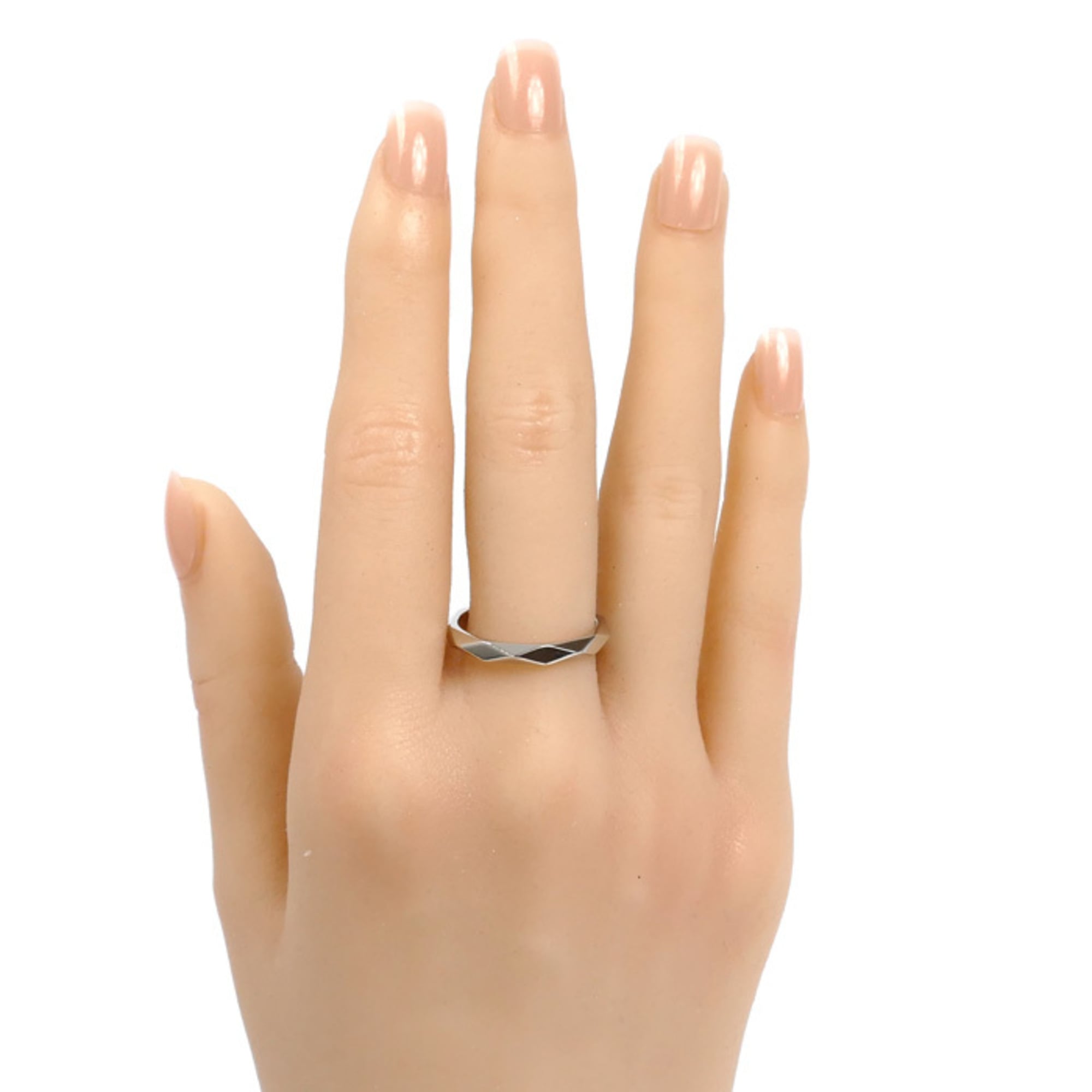 Boucheron Platinum 950 Band Ring (Pre-Owned)