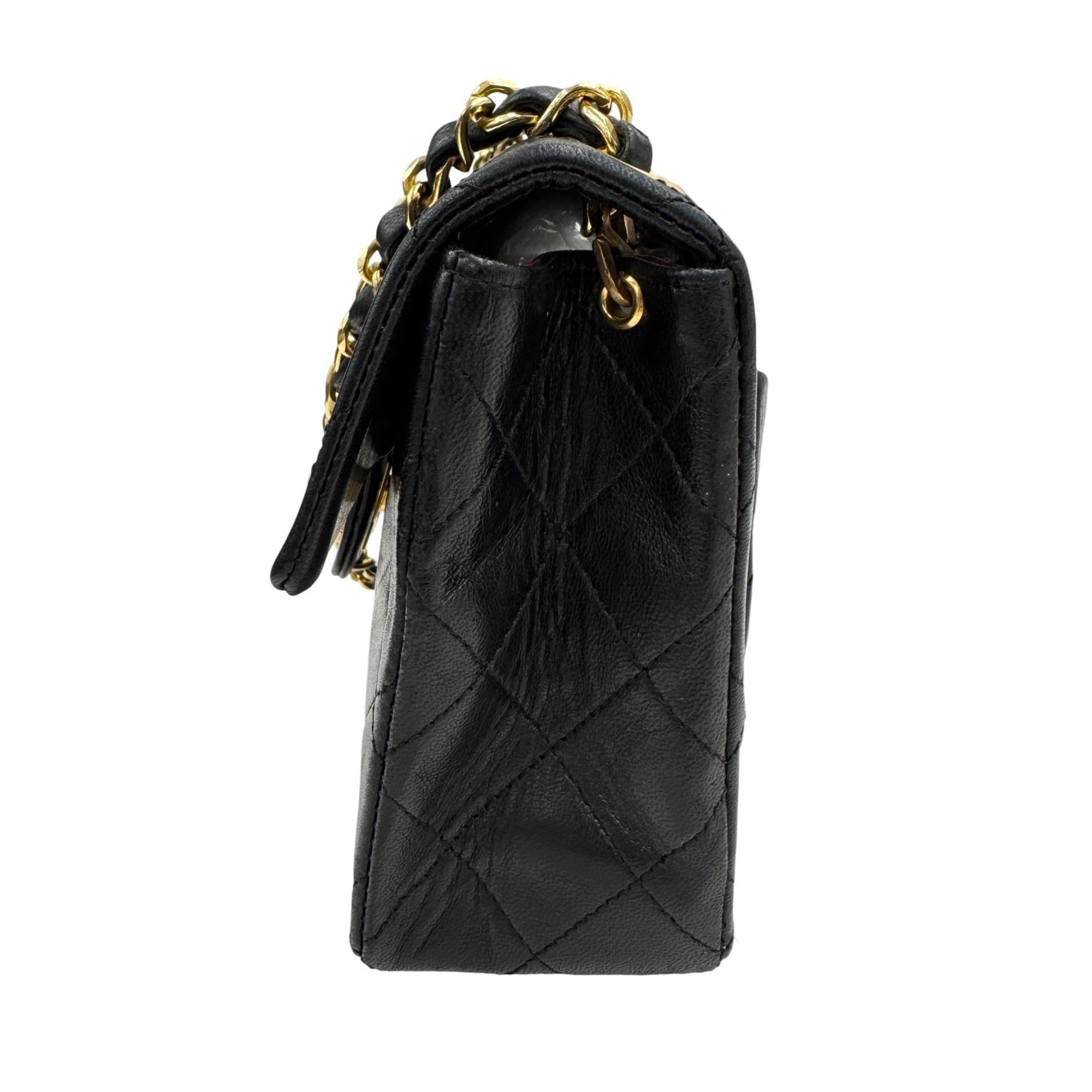 Chanel Black Gold Leather Shoulder Bag (Pre-Owned)