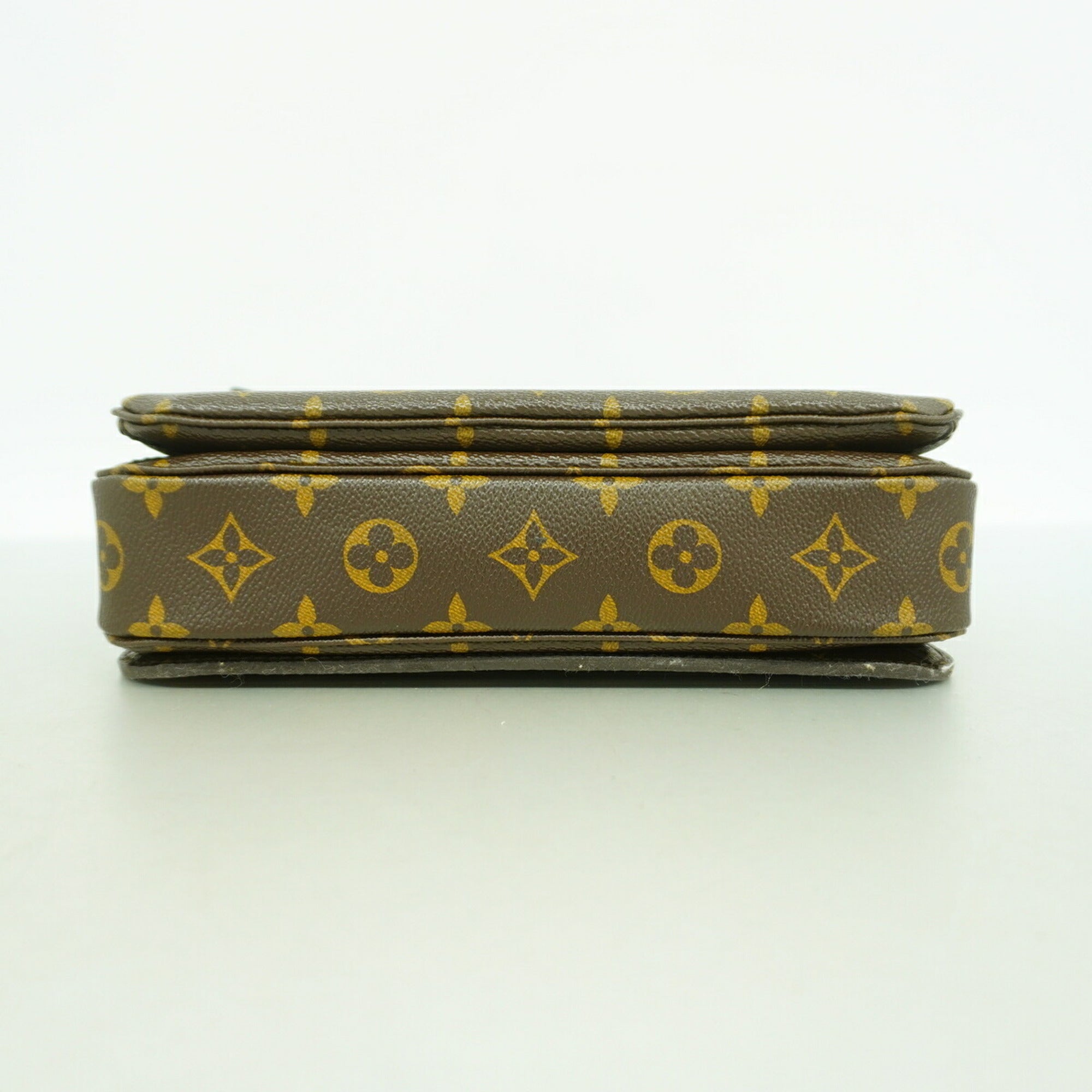 Louis Vuitton Brown Handbag (Pre-Owned)