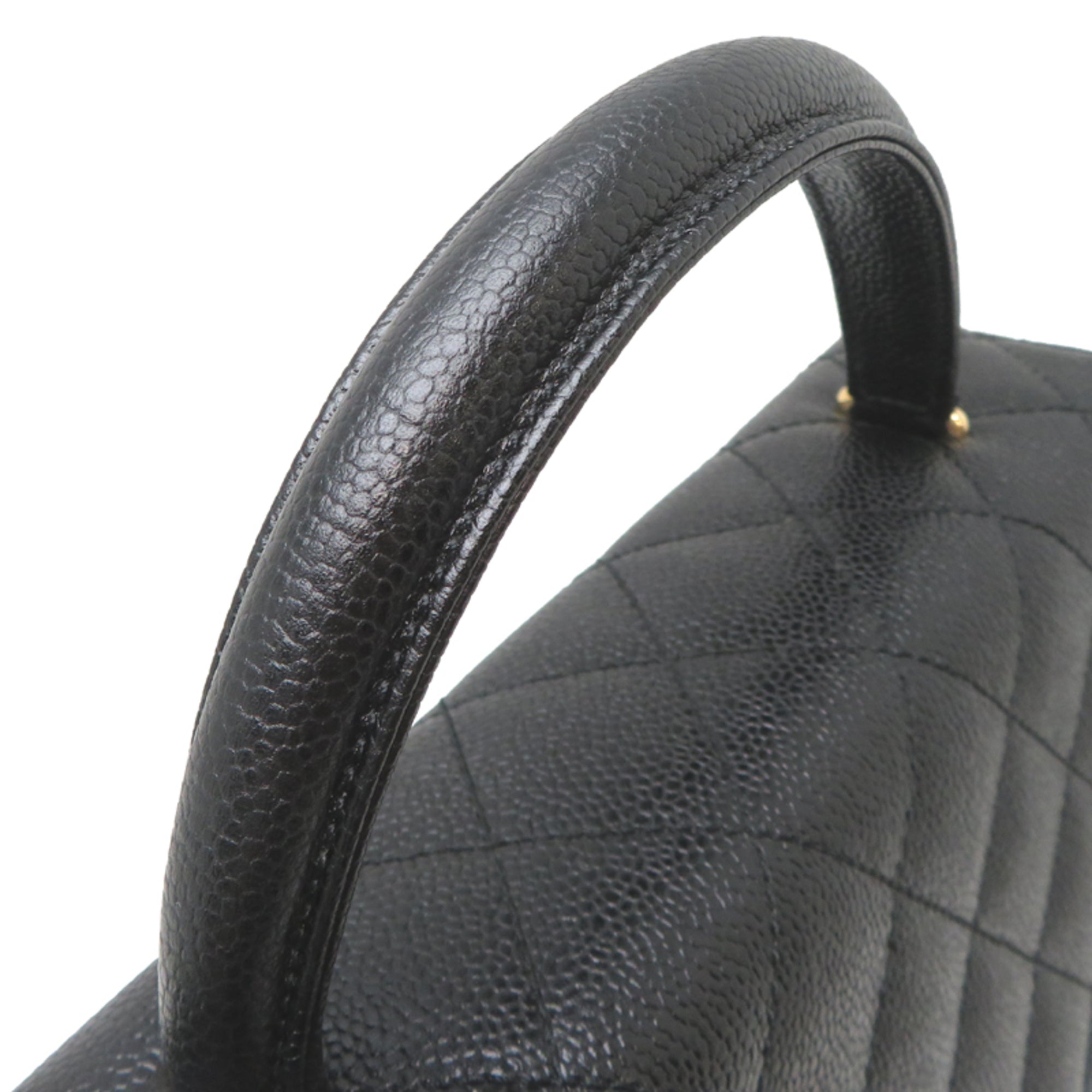 Chanel Black Grained Calfskin Handbag (Pre-Owned)