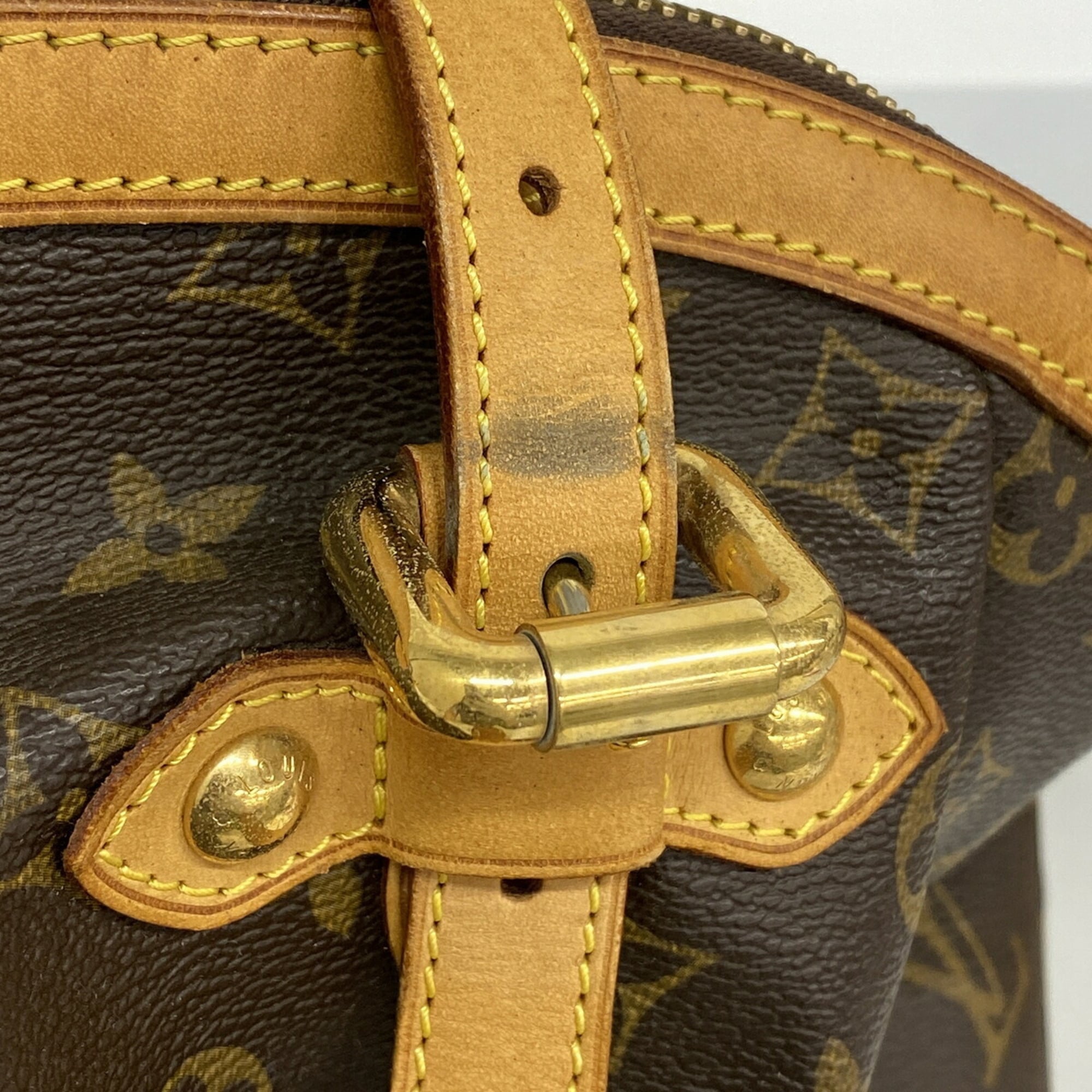 Louis Vuitton Brown Handbag (Pre-Owned)