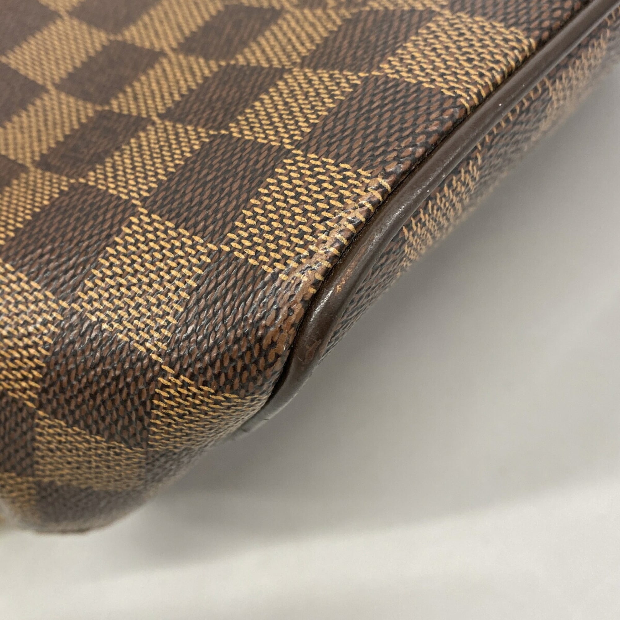 Louis Vuitton Ebene Handbag (Pre-Owned)