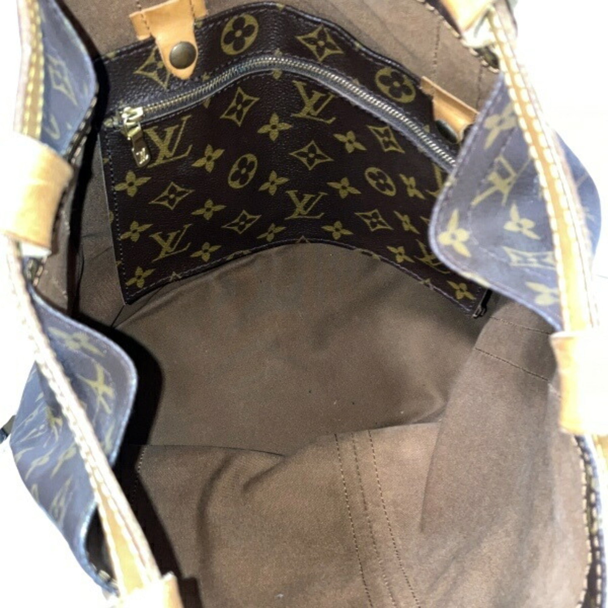 Louis Vuitton Brown Monogram Monogram Shoulder Bag (Pre-Owned)