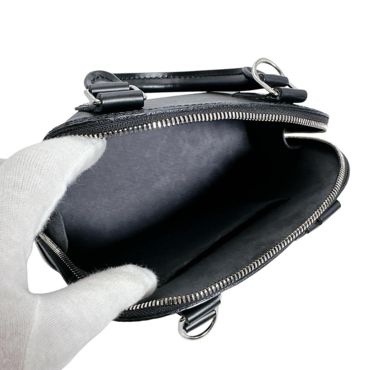 Louis Vuitton Epi Black Noir Epi Leather Shoulder Bag (Pre-Owned)