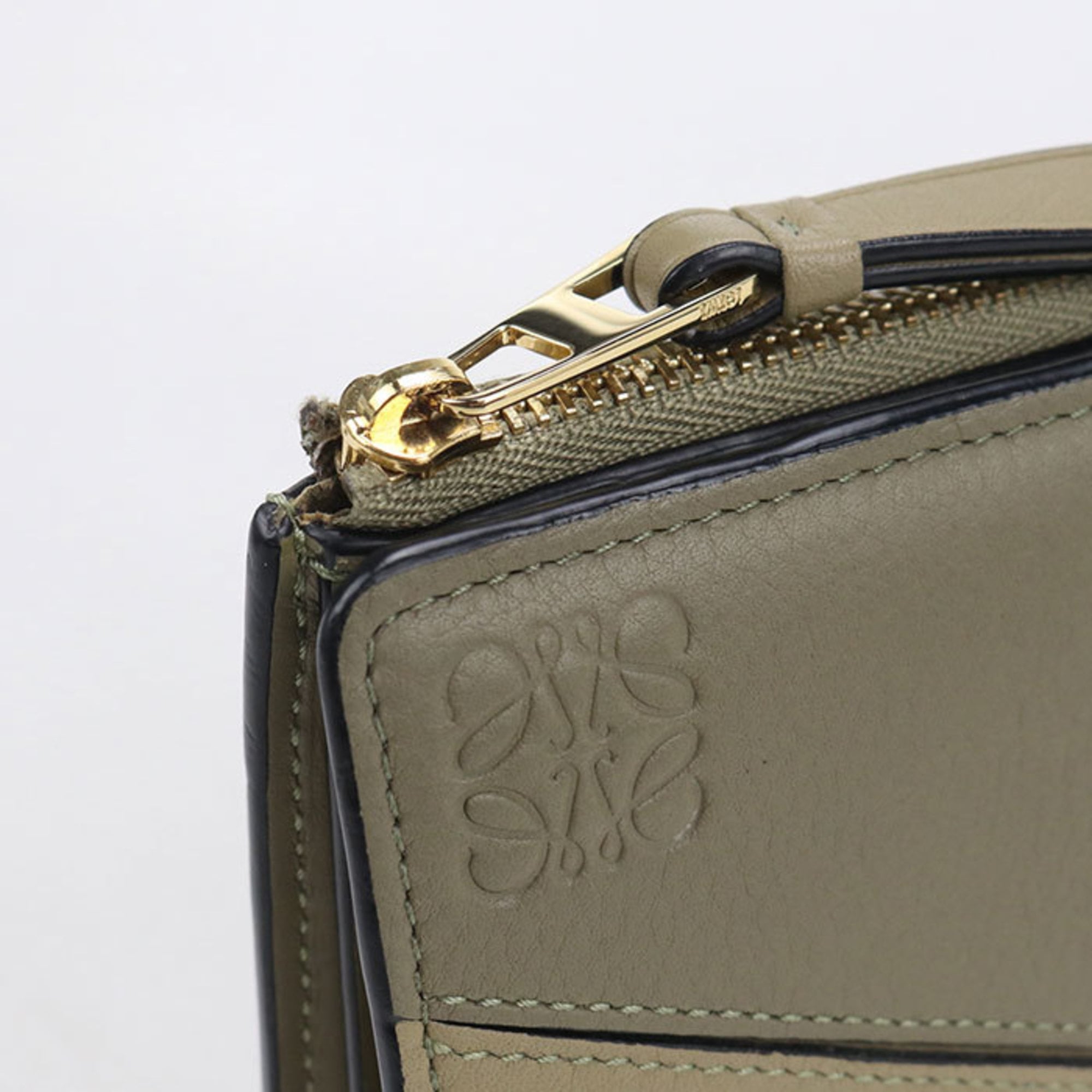 Loewe Khaki Leather Wallet (Bi-Fold) (Pre-Owned)