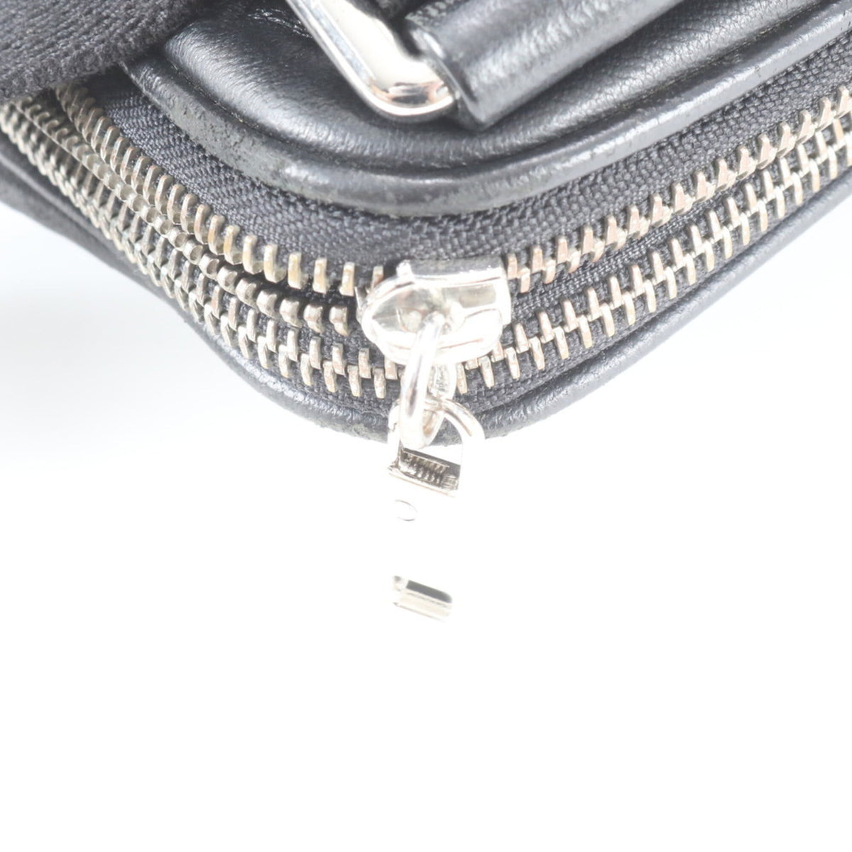 Dolce & Gabbana Black Leather Messenger Bag Shoulder Bag (Pre-Owned)