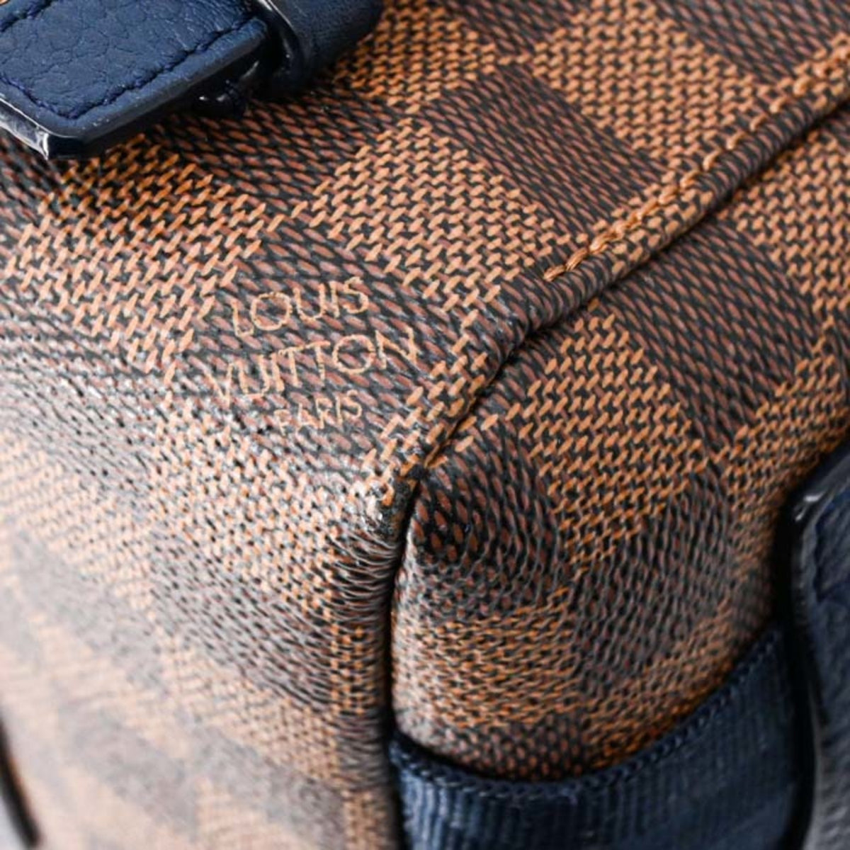 Louis Vuitton Damier Brown Dark Navy Damier Canvas Crossbody Bag Shoulder Bag (Pre-Owned)