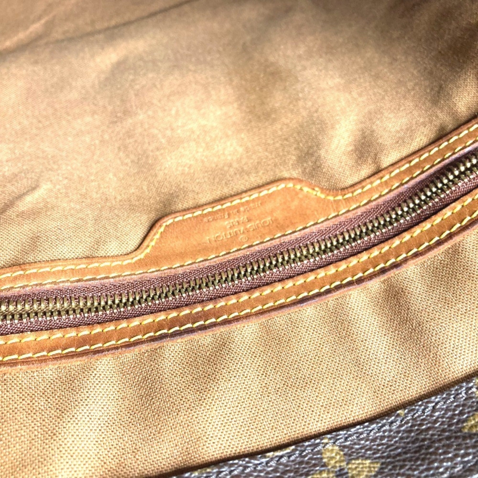 Louis Vuitton Brown Monogram Shoulder Bag Tote Bag (Pre-Owned)