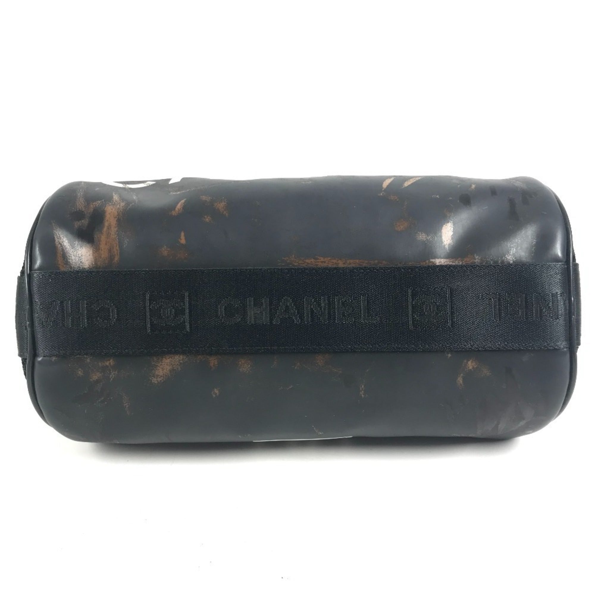 Chanel Black White Nylon Shoulder Bag (Pre-Owned)