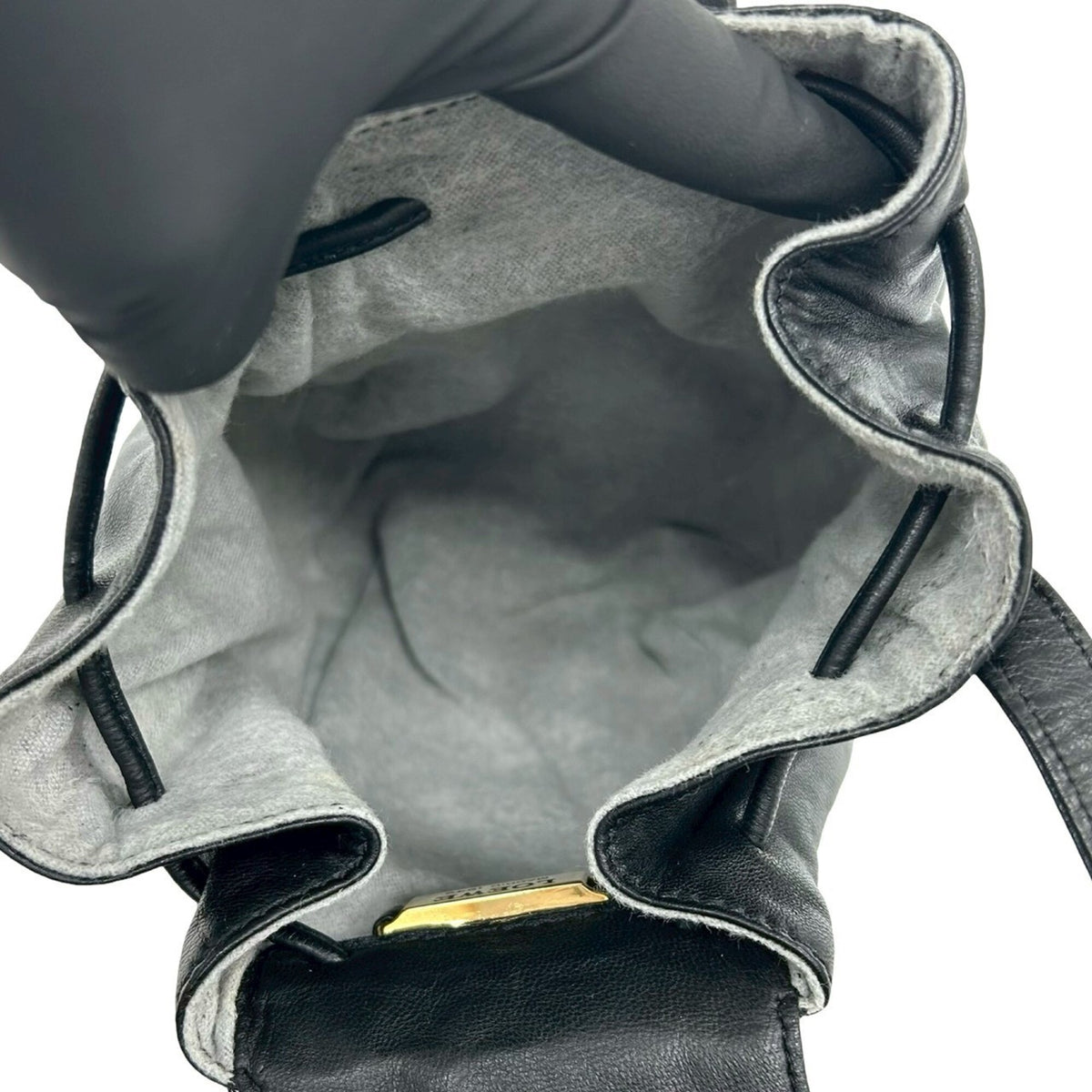 Loewe Black Leather Pochette Shoulder Bag (Pre-Owned)