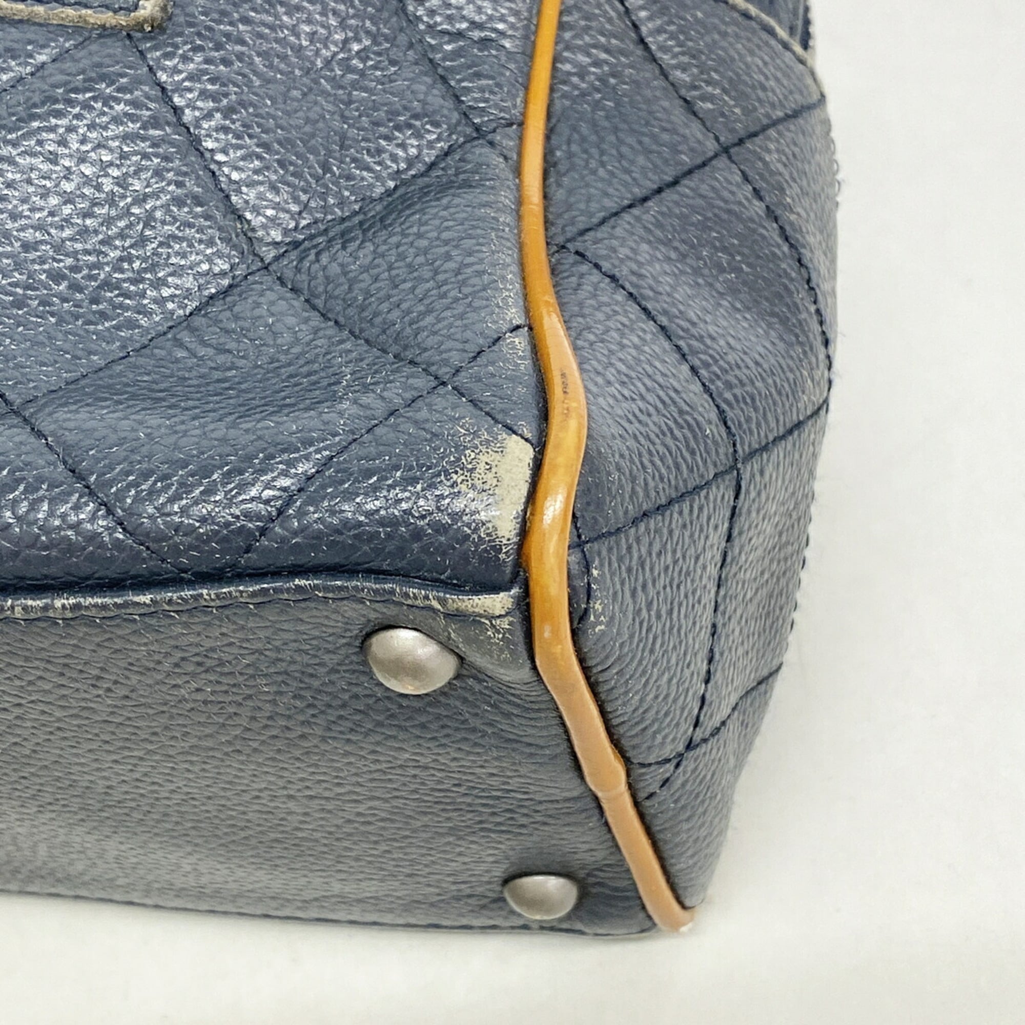 Chanel Navy Patent Leather Leather Handbag (Pre-Owned)