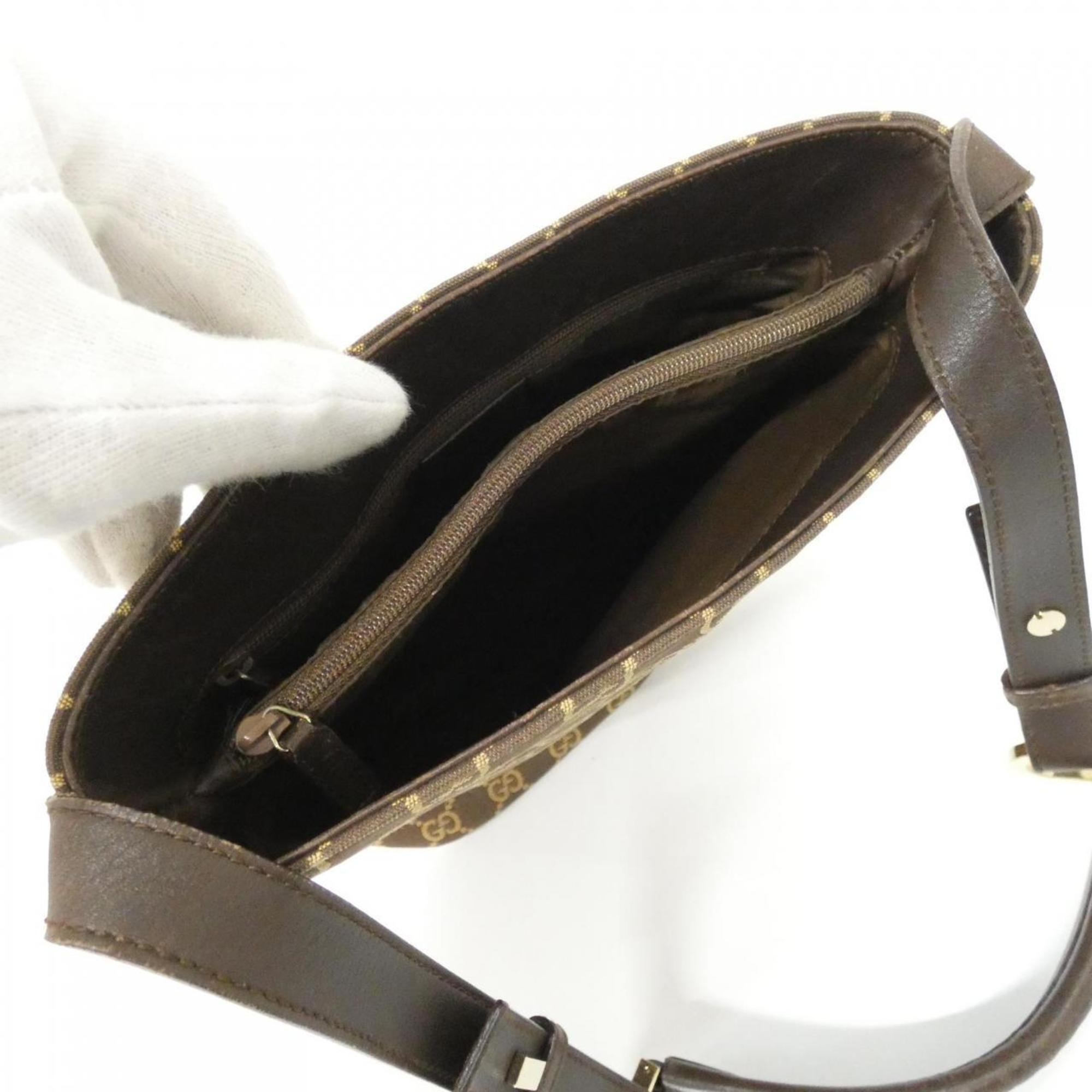 Gucci Brown Gg Canvas Shoulder Bag (Pre-Owned)