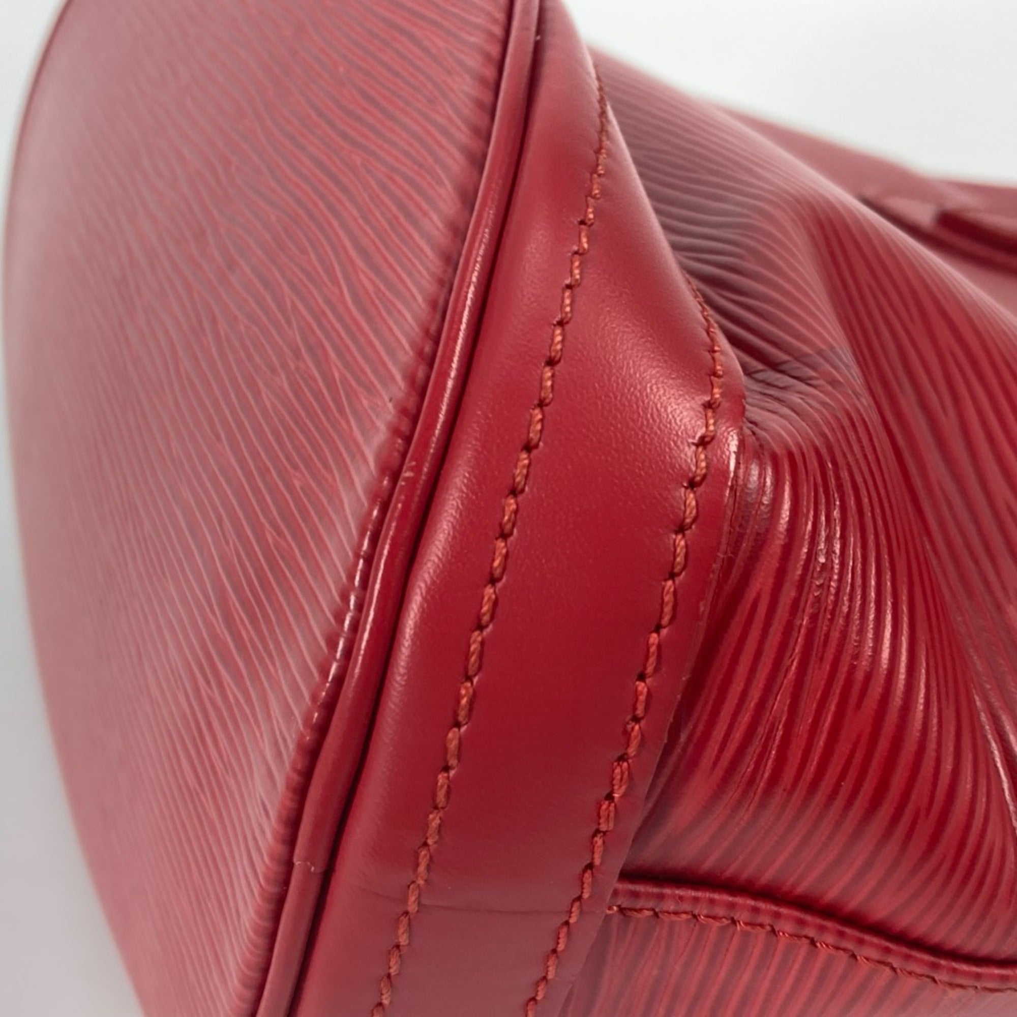 Louis Vuitton Epi Red Color Epi Leather Shoulder Bag Tote Bag (Pre-Owned)