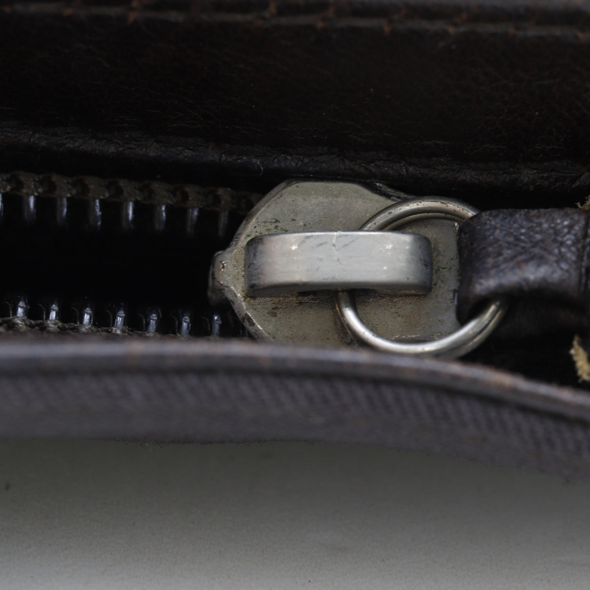 Salvatore Ferragamo Brown Nylon Canvas Shoulder Bag (Pre-Owned)