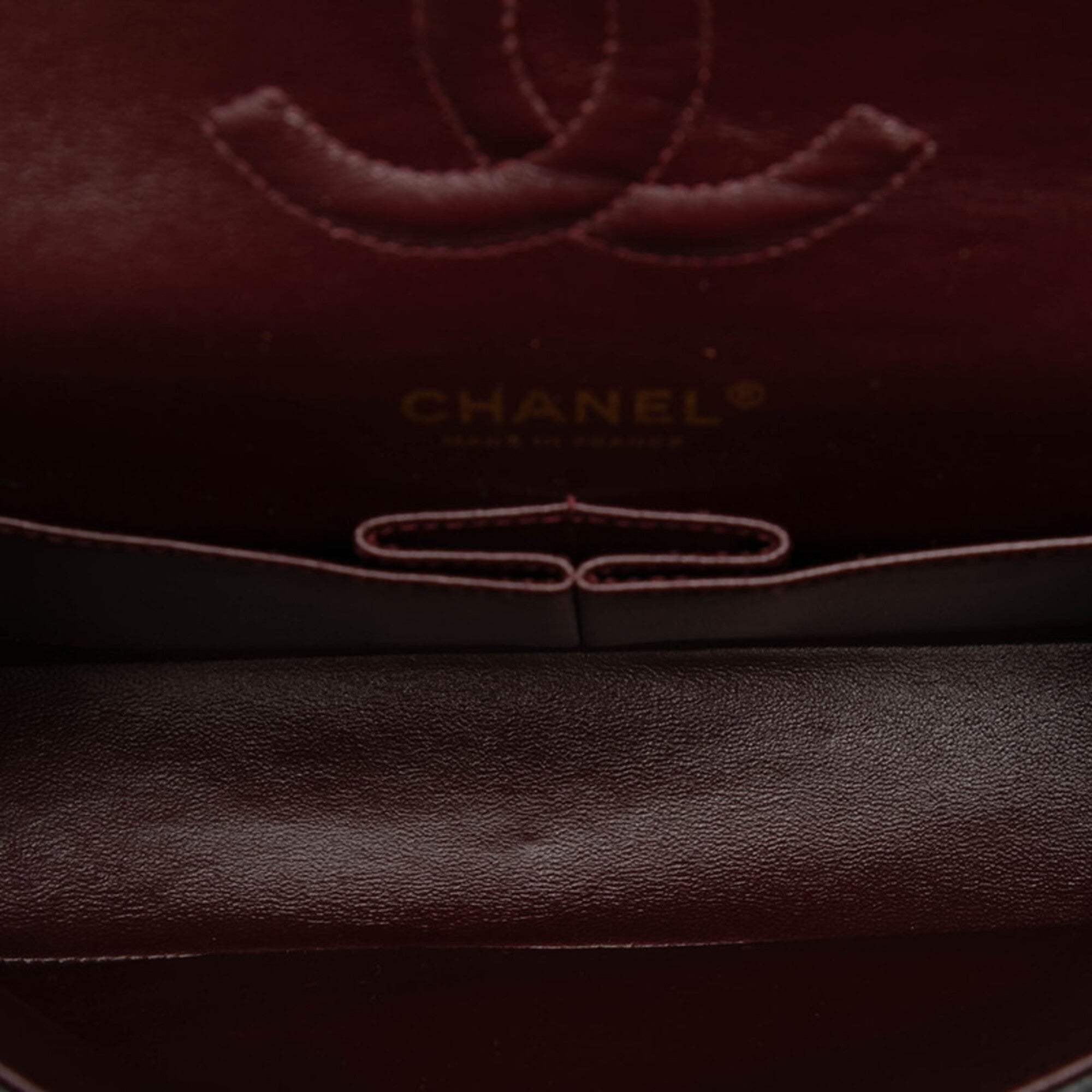 Chanel Black Grained Calfskin Shoulder Bag (Pre-Owned)