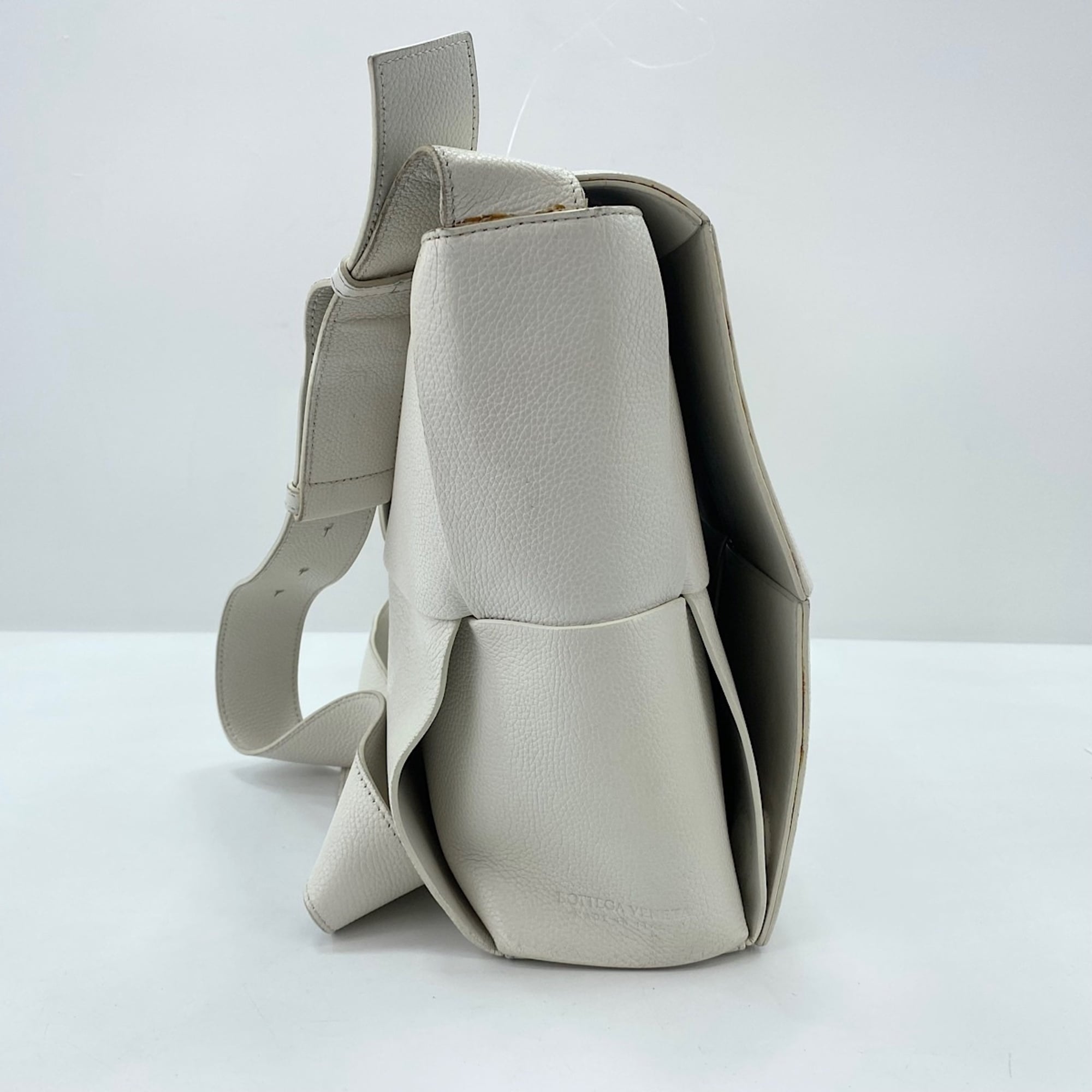 Bottega Veneta Clear White Intrecciato Shoulder Bag (Pre-Owned)