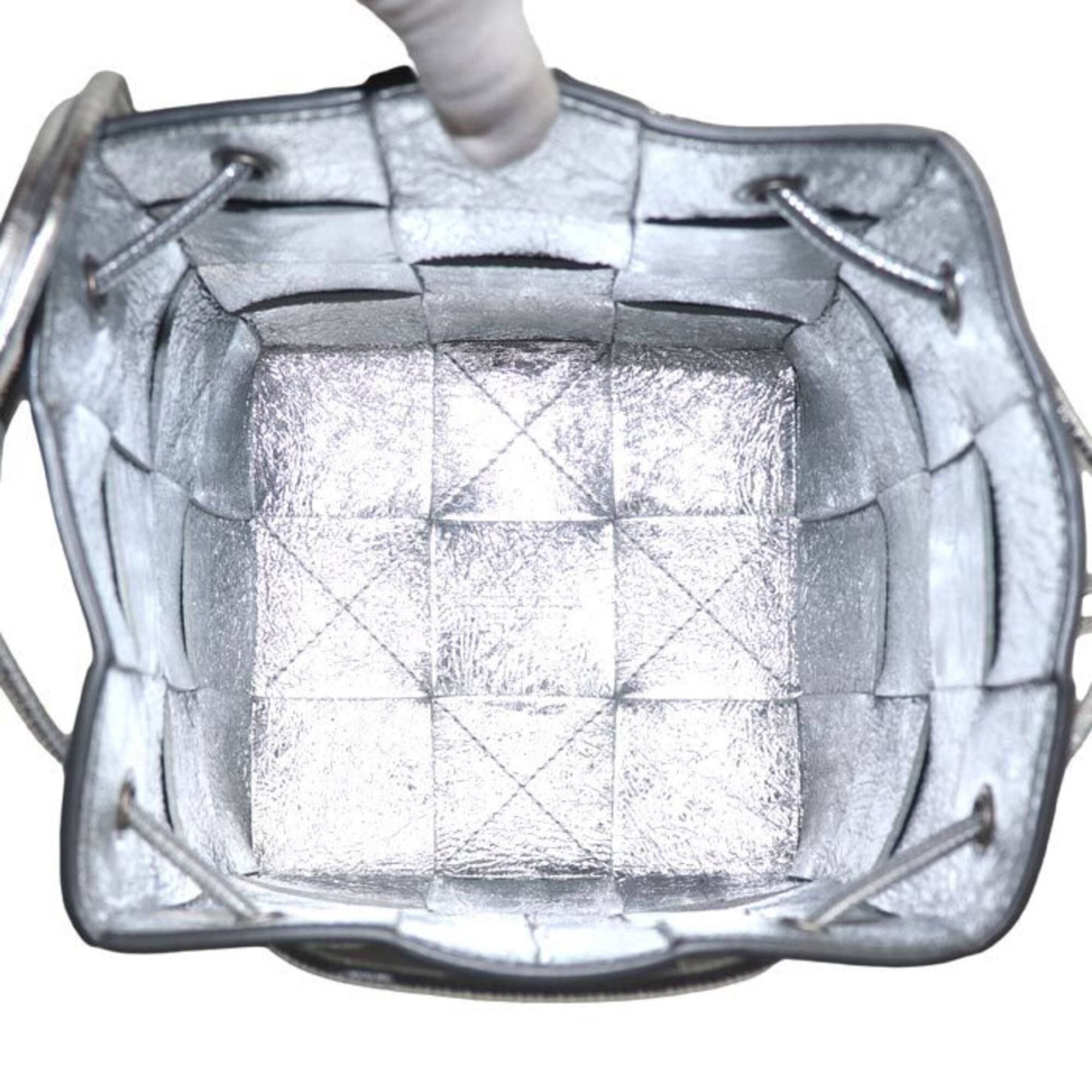 Bottega Veneta Silver Leather Shoulder Bag (Pre-Owned)