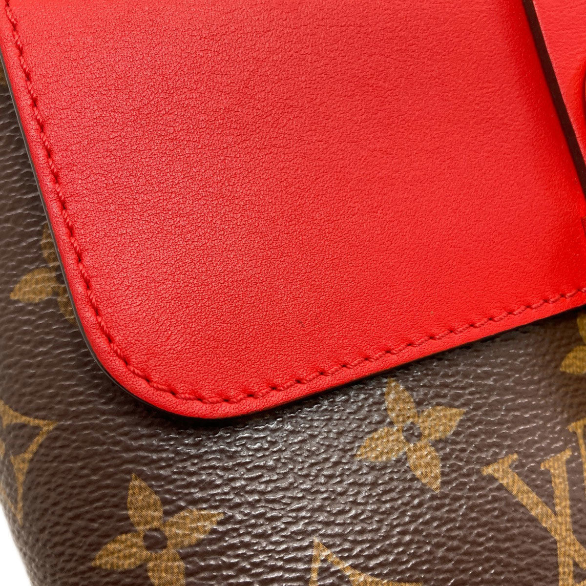 Louis Vuitton Monogram Coquelicots Monogram Monogram Handbag (Pre-Owned)