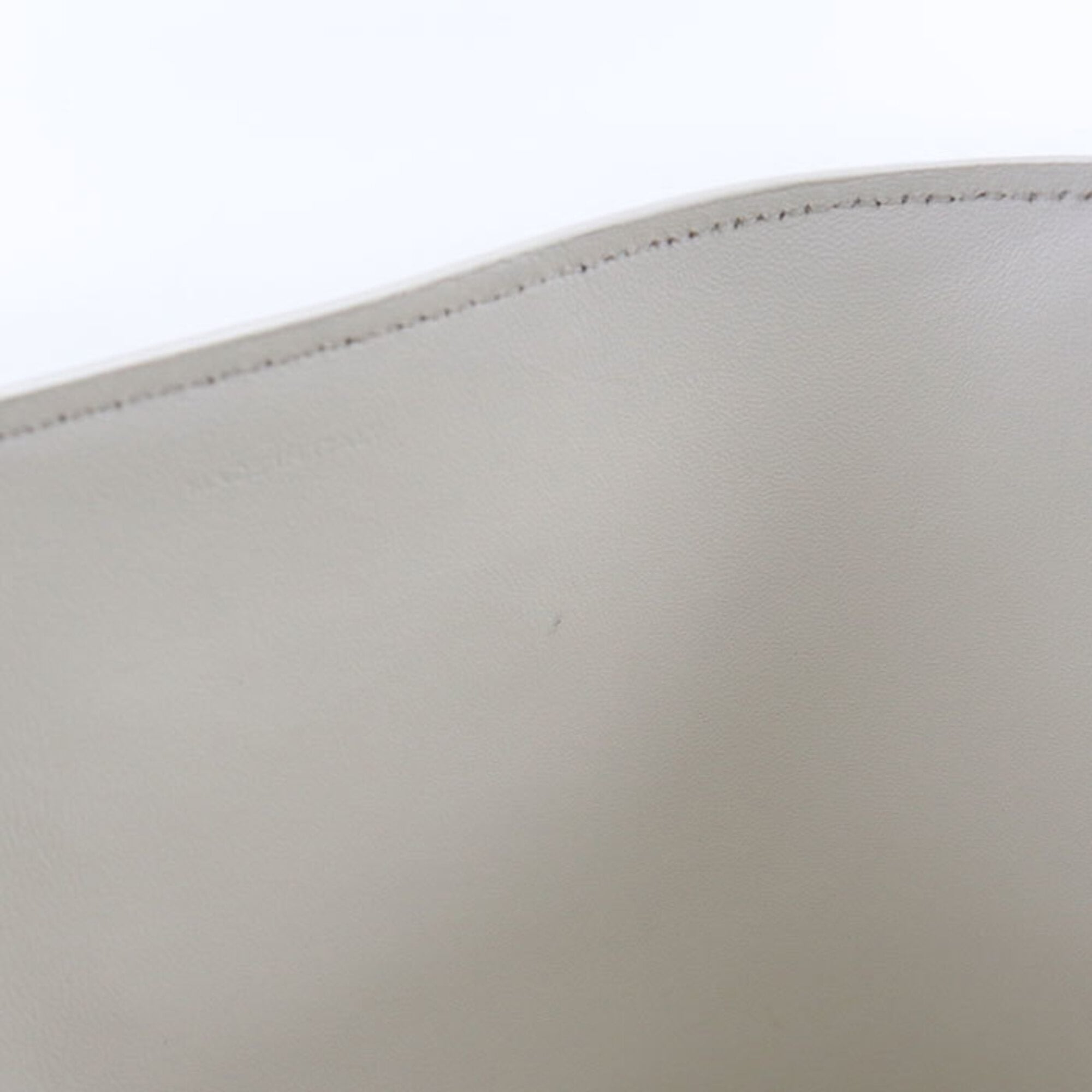 Celine White Leather Handbag (Pre-Owned)