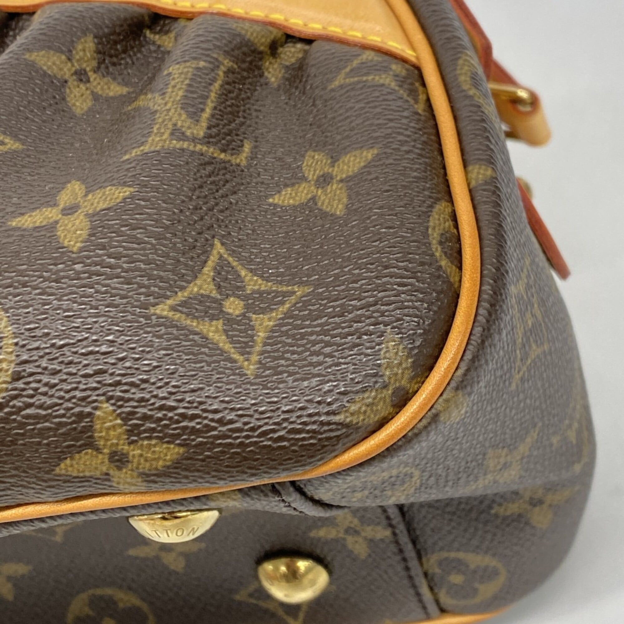 Louis Vuitton Brown Handbag (Pre-Owned)