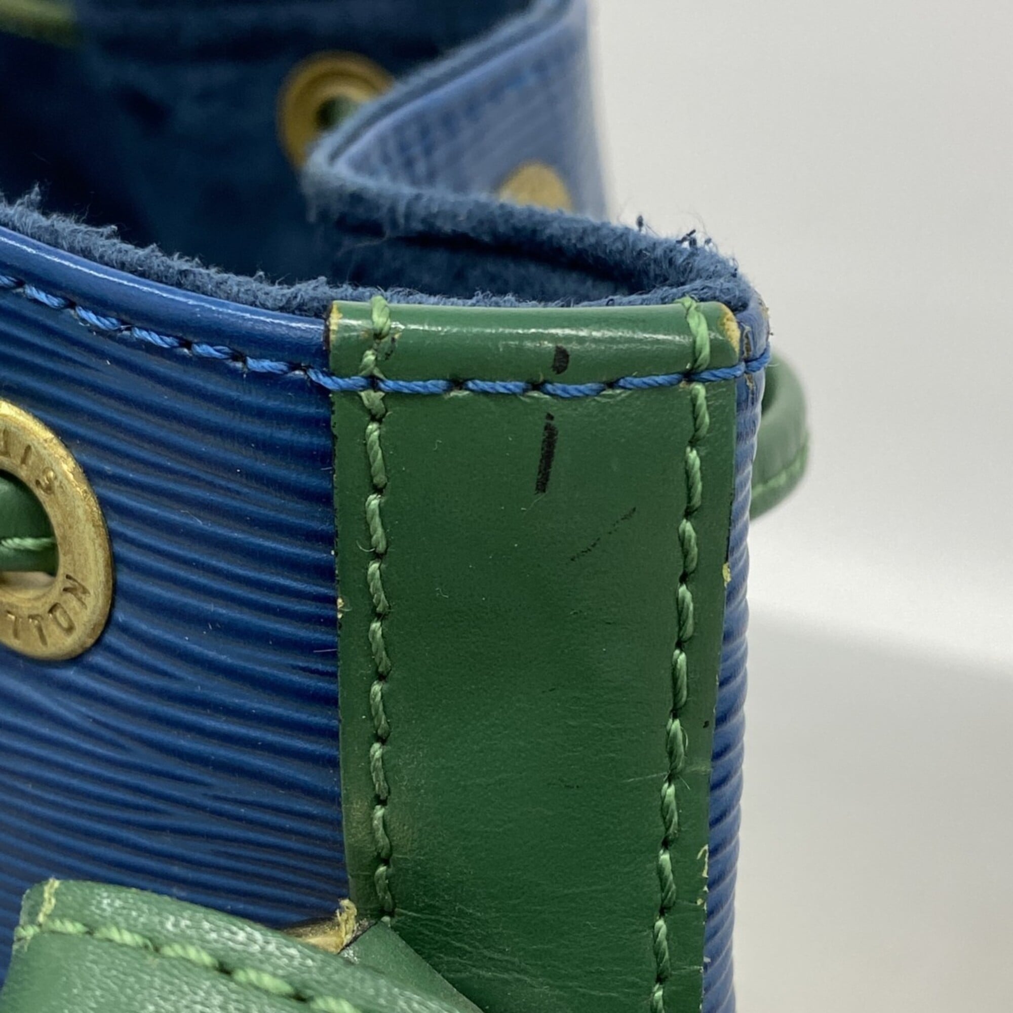 Louis Vuitton Borneo Green Toledo Blue Shoulder Bag (Pre-Owned)