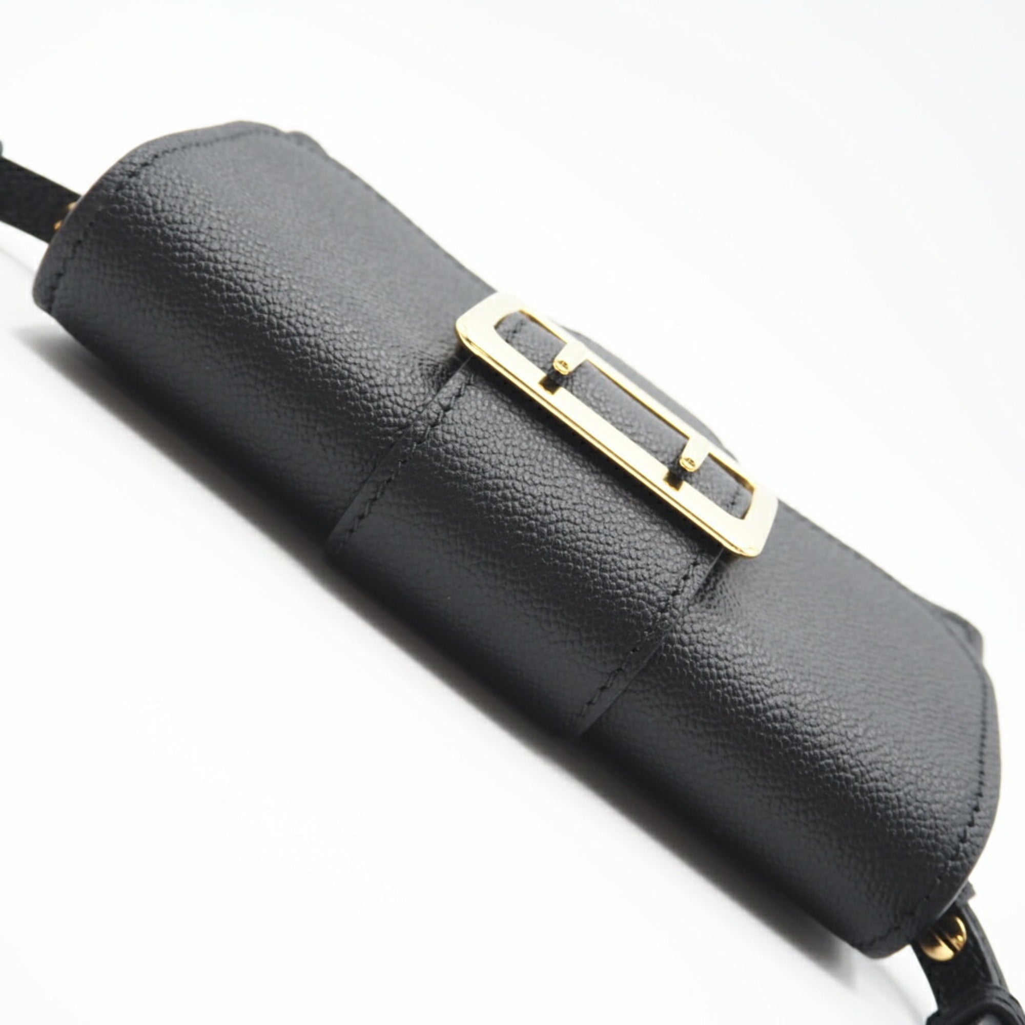 Burberry Black Leather Shoulder Bag (Pre-Owned)